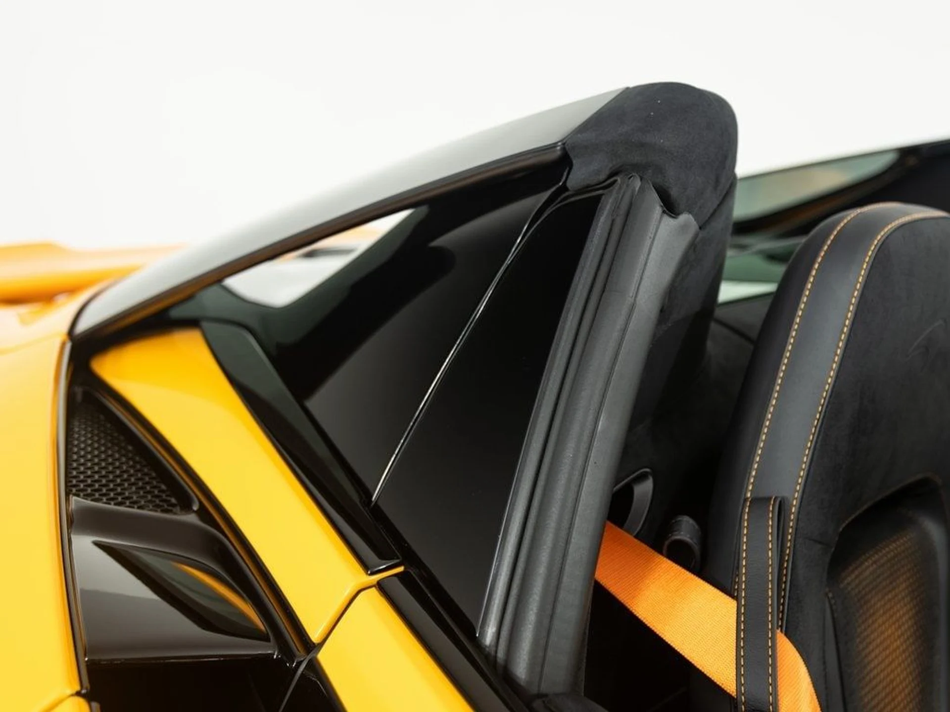 mph036_350297855_dca58766ea80227467bfaafe39548795x_e35cd3f879