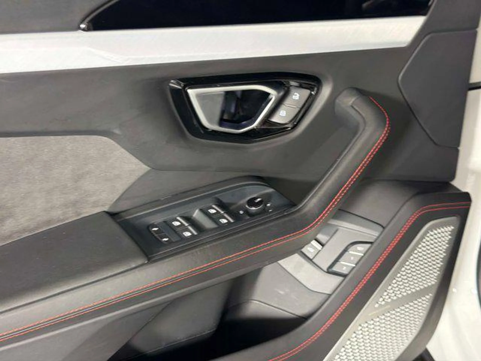 mph036_3507421581_h_V_n_M_Rt7_WIE_HO_Ytwt_Uj_Y5v_C2so_bd5f682e97