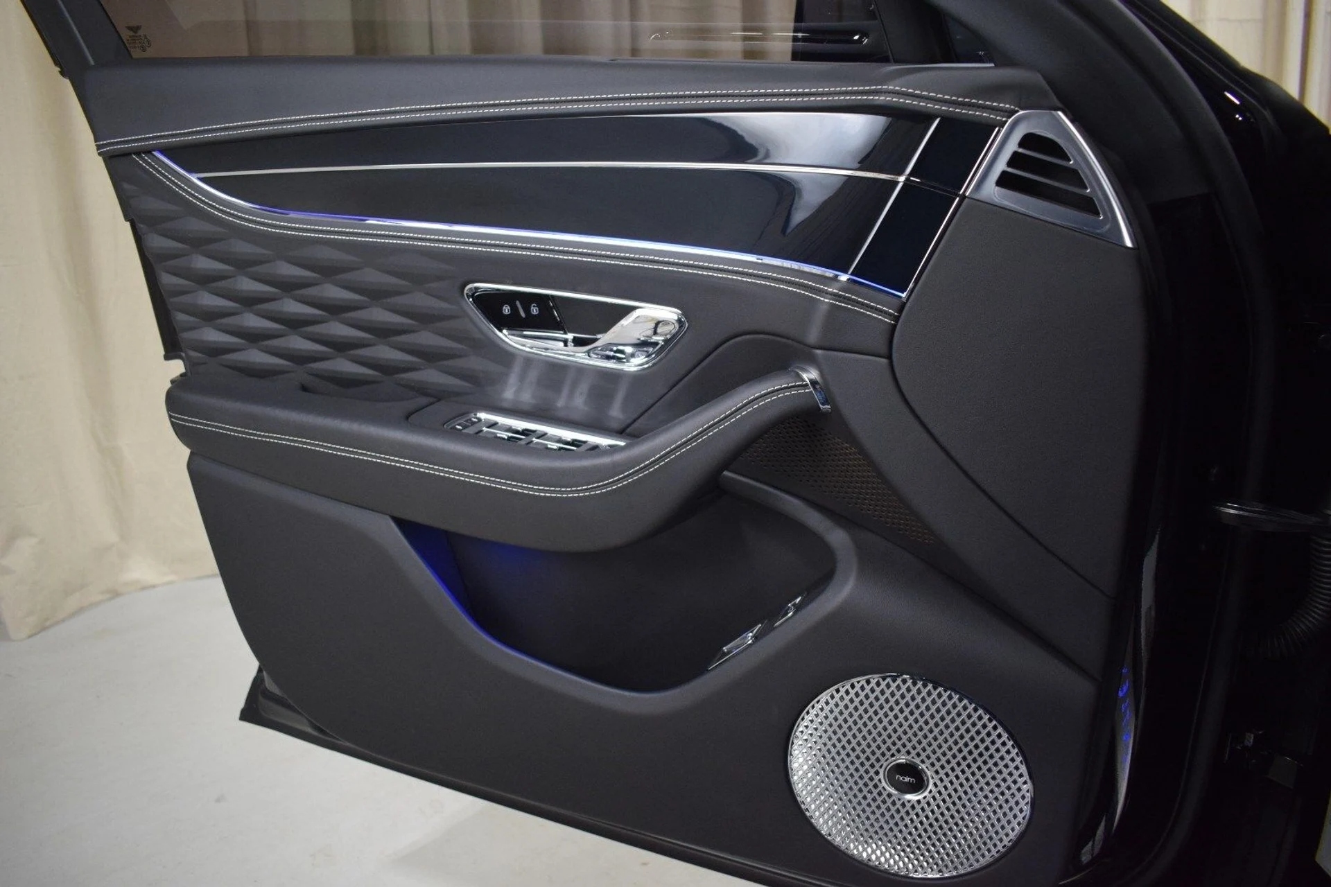 mph036_3522767113_86e109aa807a19f5ae8bde4ad4537c2cx_83b40931f7