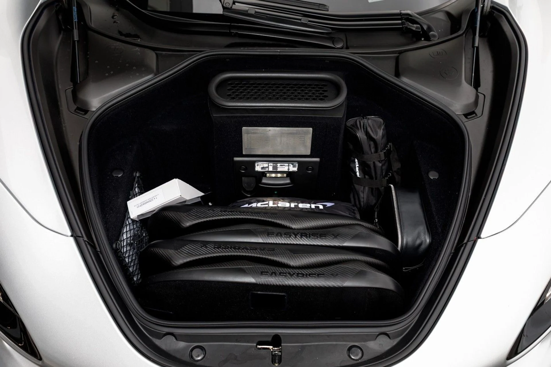 mph036_352582669_629_p37_l_5ac077eefd