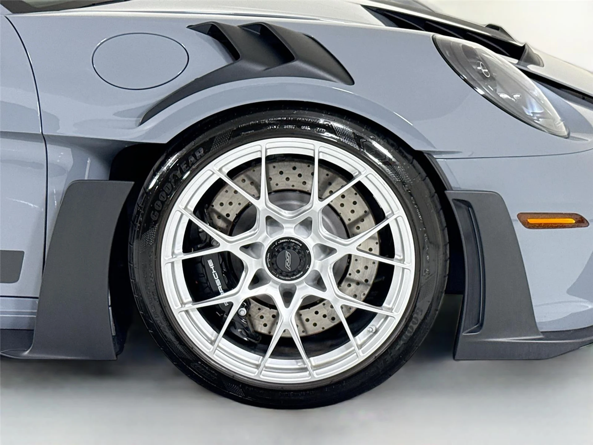 mph036_3529963045_0768ae4d234966531e25f4e262471583_3d2cbf9020