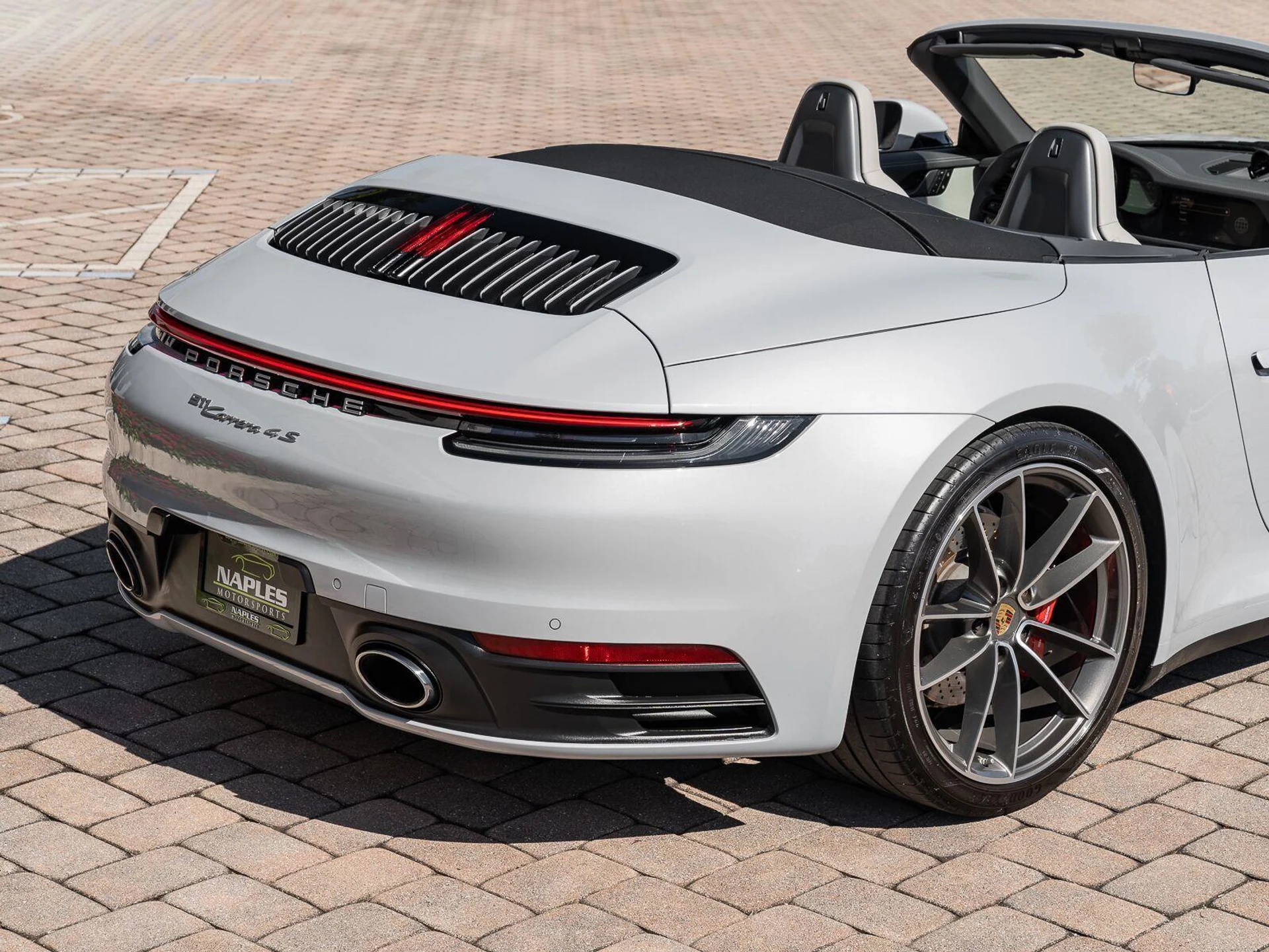 mph036_3537371427_Used_2024_Porsche_911_Carrera_4_S_1792609682_539133c41a