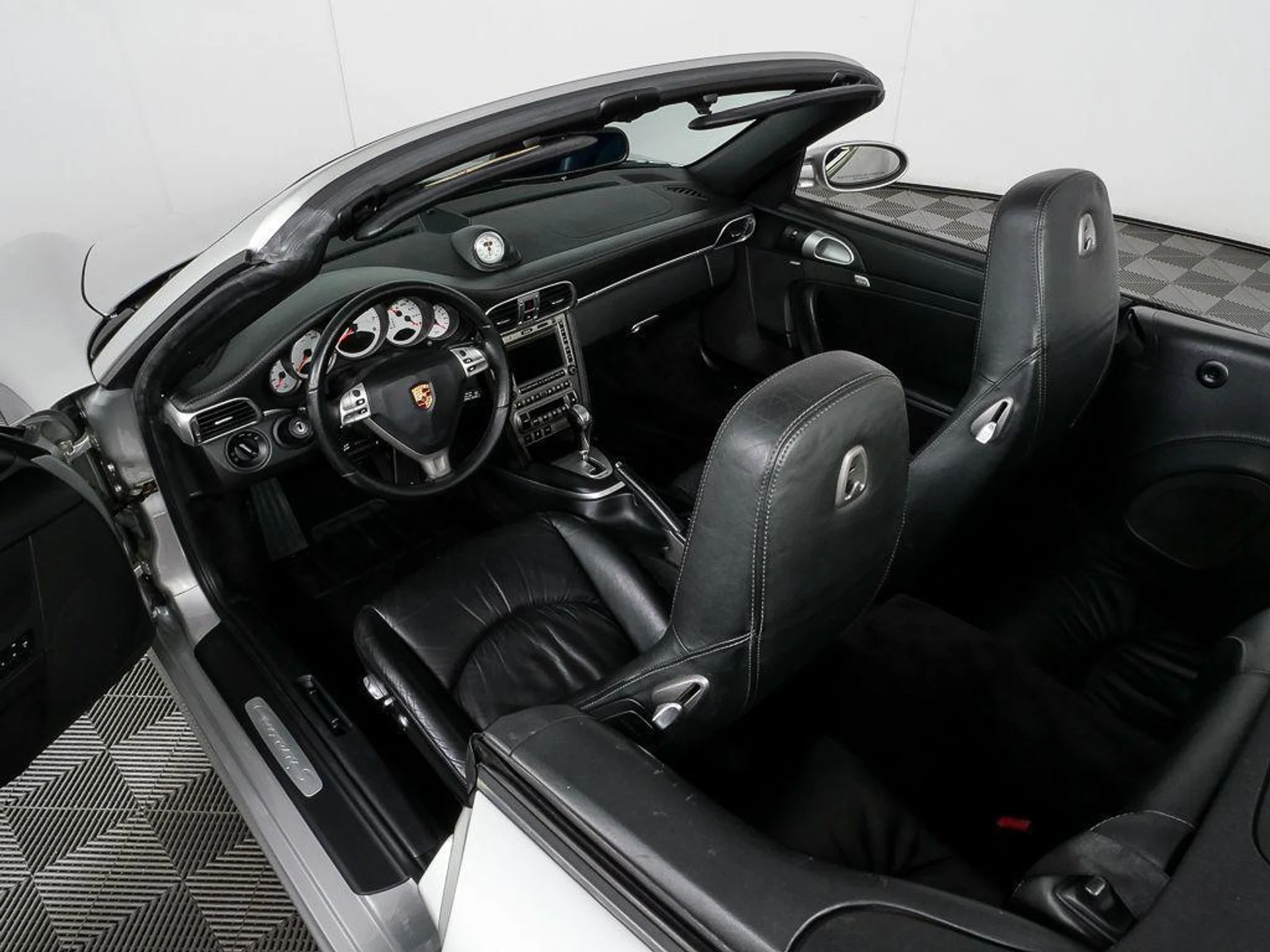 mph036_3542559006_s_FFB_Kuwcx_Q_Co_Dn_E4e_B6_Sbu_Im_Rc_8027407cba