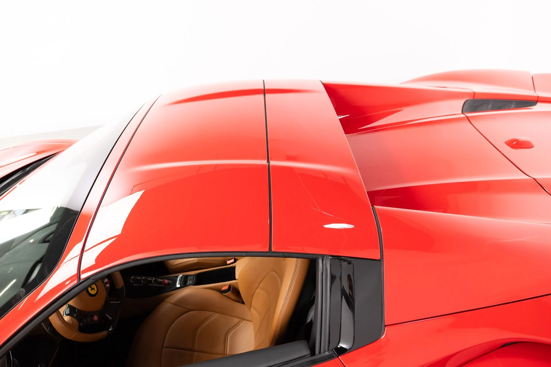 mph036_3551733483_Used_2019_Ferrari_488_Spider_1787231247_633a1bafc9