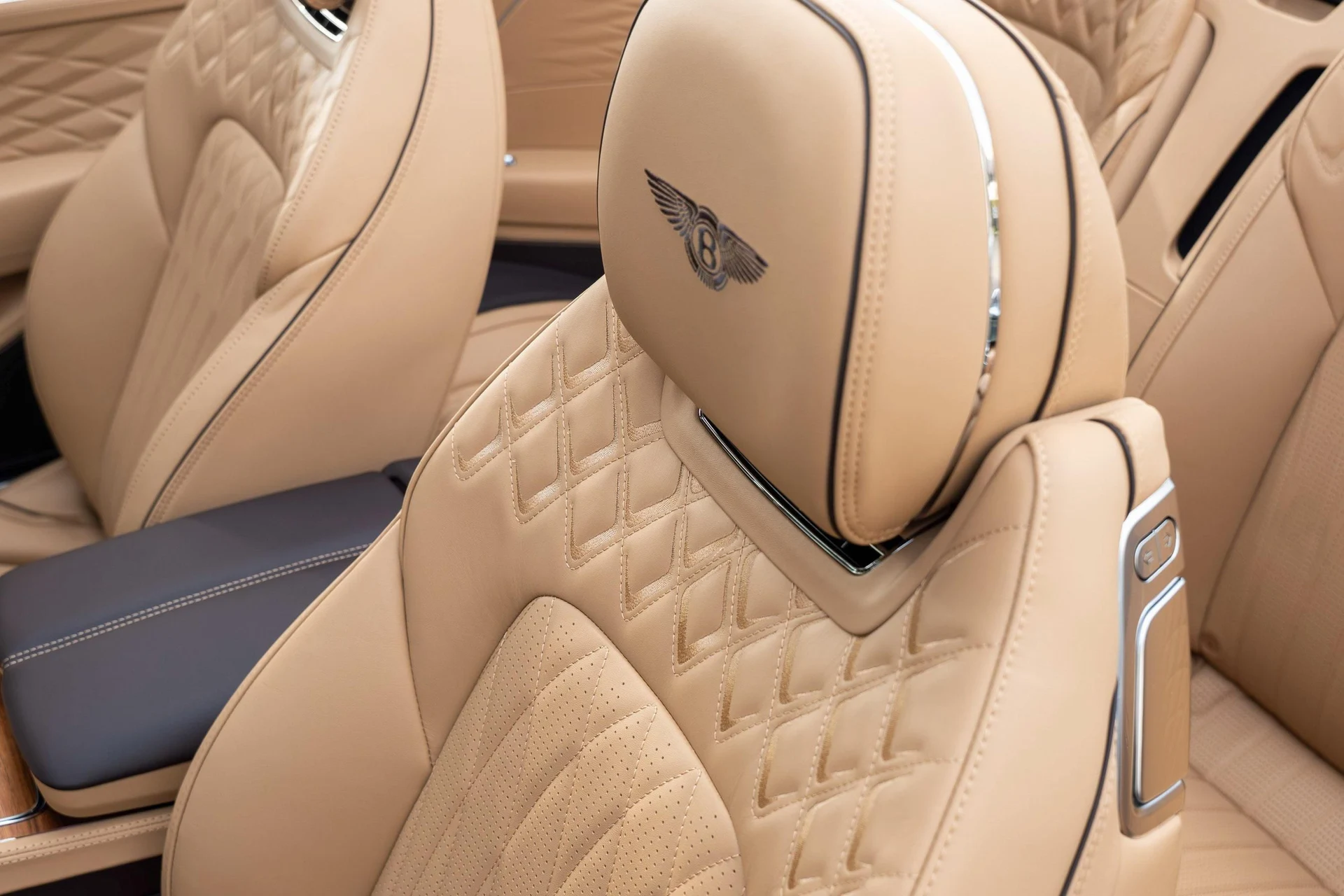 mph036_3553616773_477619926_69423fce6f06135f3b57d9e5_b9fc3db2e9