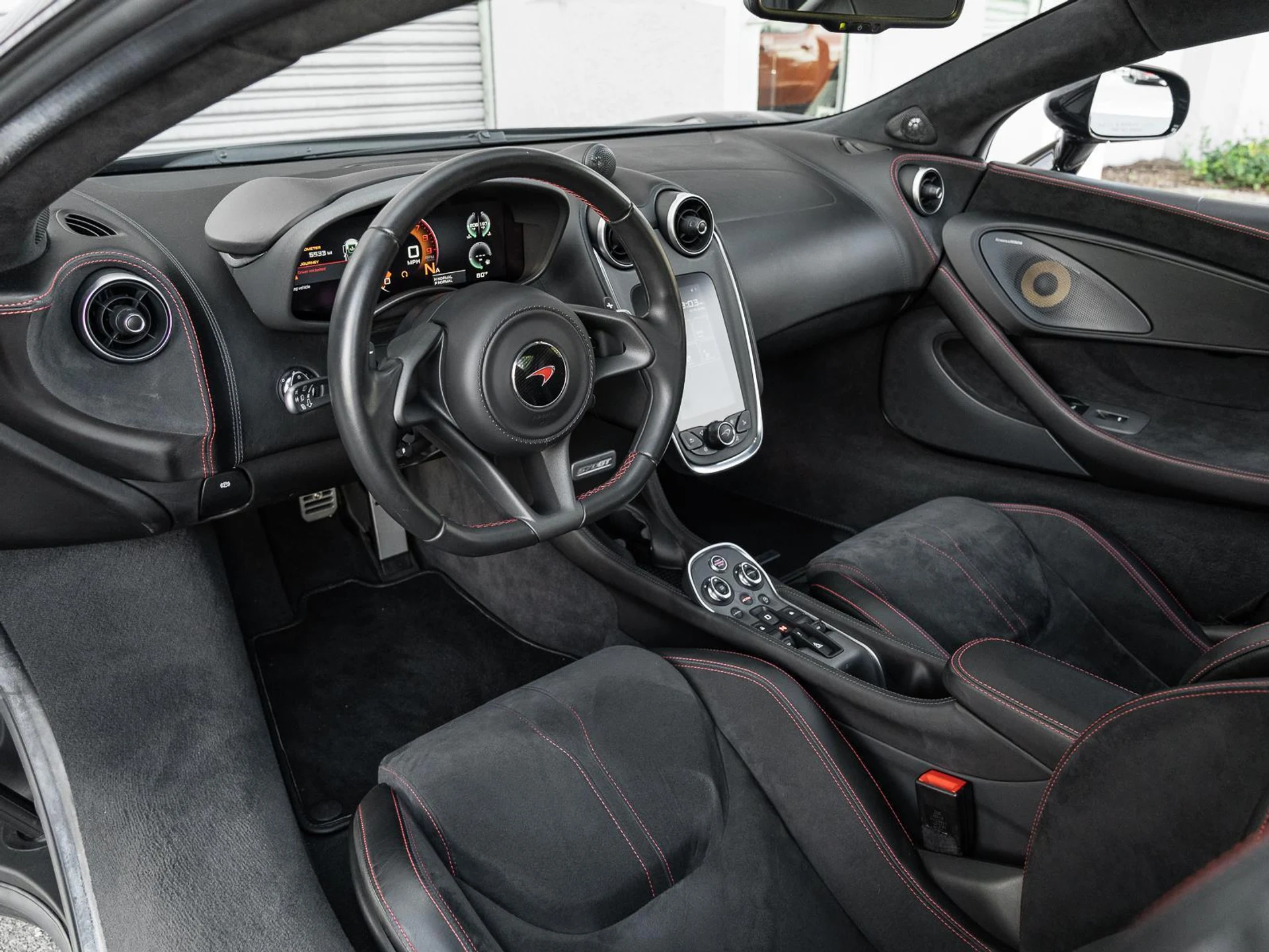 mph036_3570566021_Used_2018_Mc_Laren_570_GT_1768385506_fc432dc05b