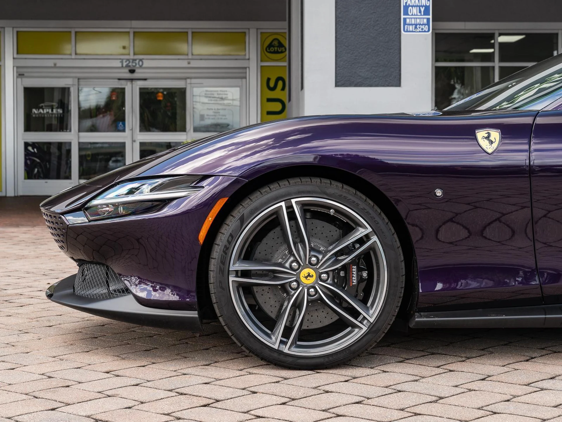 mph036_3579253715_Used_2025_Ferrari_Roma_Spider_Convertible_1772576629_a75e6692c0