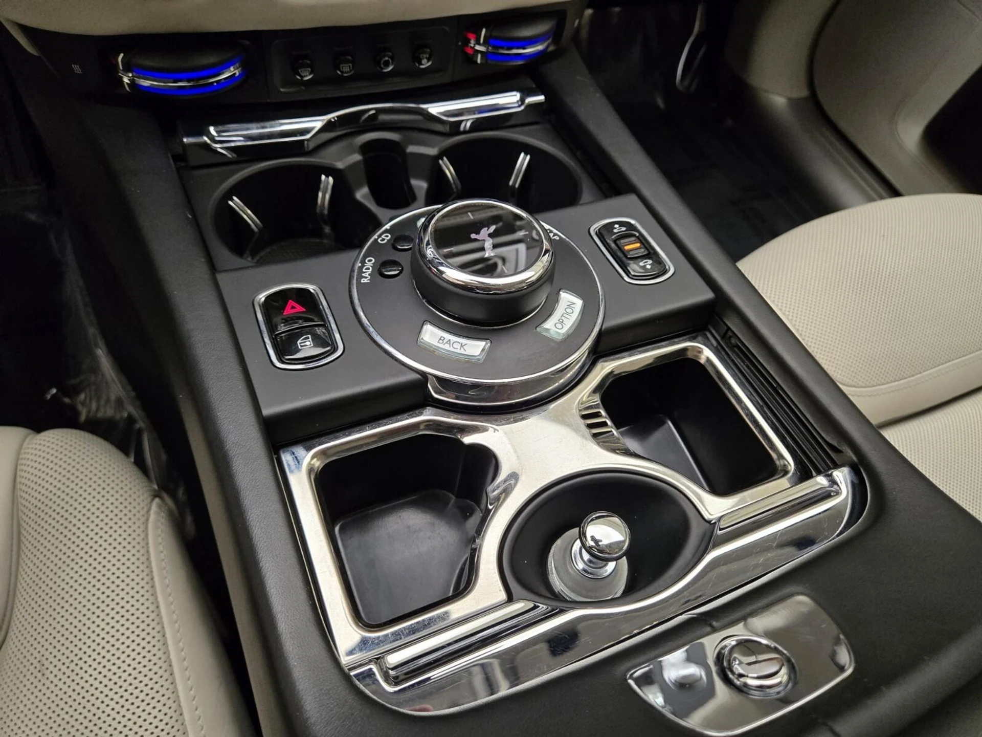 mph036_3593946159_Used_2017_Rolls_Royce_Ghost_1773381602_5aed47dc41