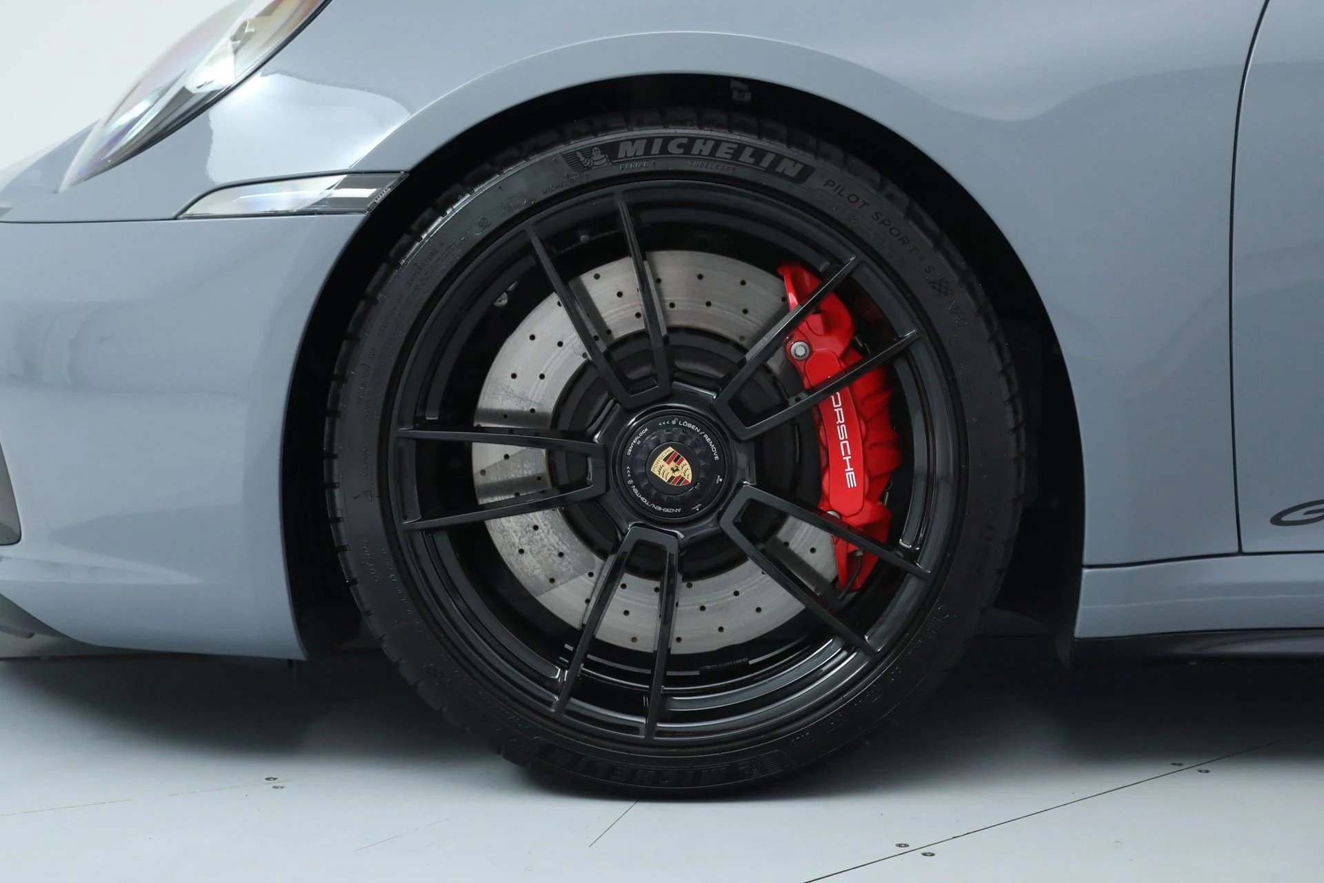 mph036_3620067271_30f3464abe83b4b91ad004de9652a4e2_b3d9f6a5c1