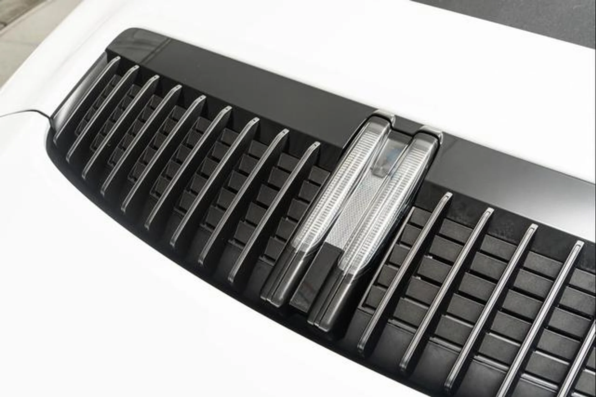 mph036_3621399996_Tc_BK_Oim1_d3fxia_N9ve_s8_B_Bd4_c51ac0b1d3