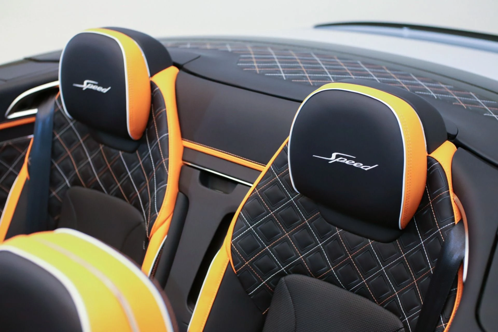 mph036_3675732107_Used_2024_Bentley_Continental_GTC_Speed_1744369762_4a2fd654a9