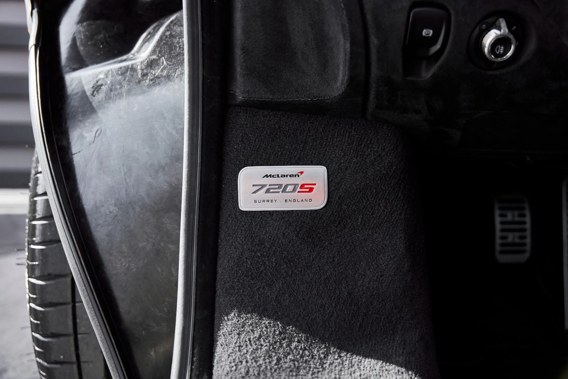 mph036_3682544845_Used_2018_Mc_Laren_720_S_Performance_1766270110_effd6e1d13