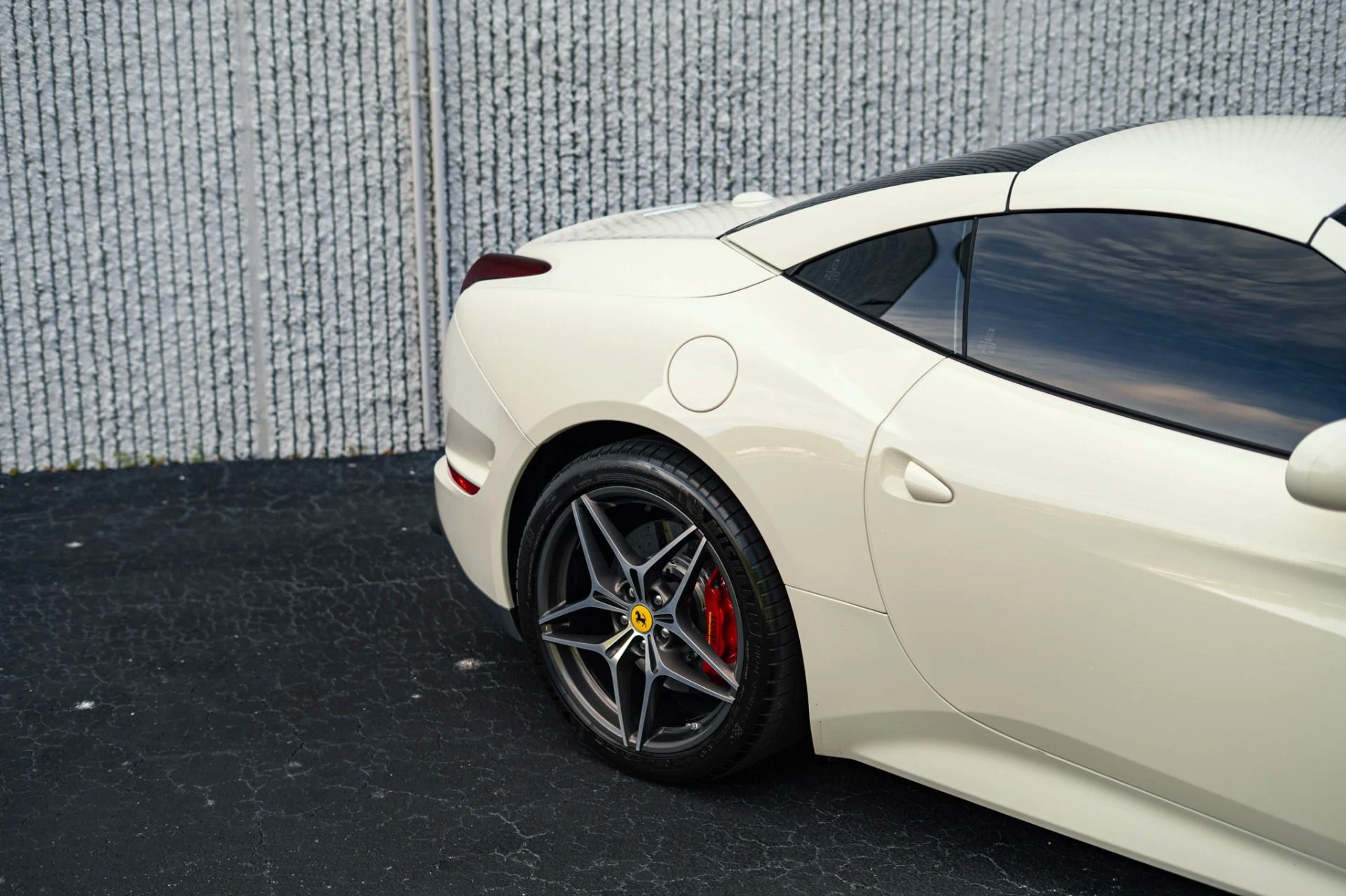 mph036_3696109741_Used_2017_Ferrari_California_T_251_K_MSRP_Special_Handling_Pack_Daytona_Seats_Powertrain_Warranty_1779481555_0948bbcc4a