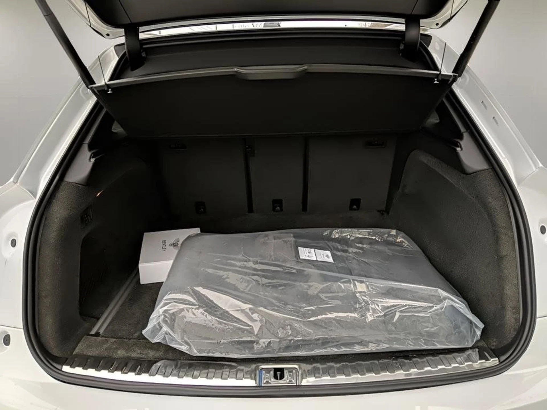 mph036_3706083285_8470c404a5934d3d995d6e9b608d2c94_fc1b0cdc8b