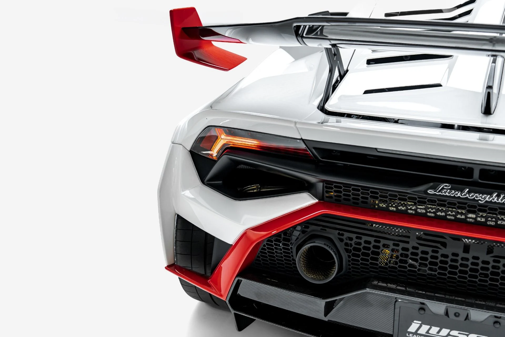 mph036_3707552886_Used_2022_Lamborghini_Huracan_STO_1790709112_bc70d015b6
