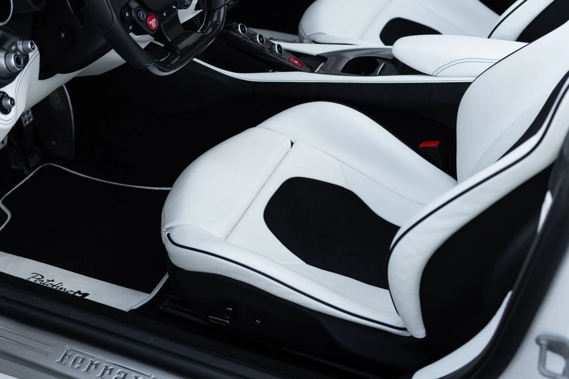 mph036_3715875039_Used_2023_Ferrari_Portofino_M_1766185478_d08cf63d10