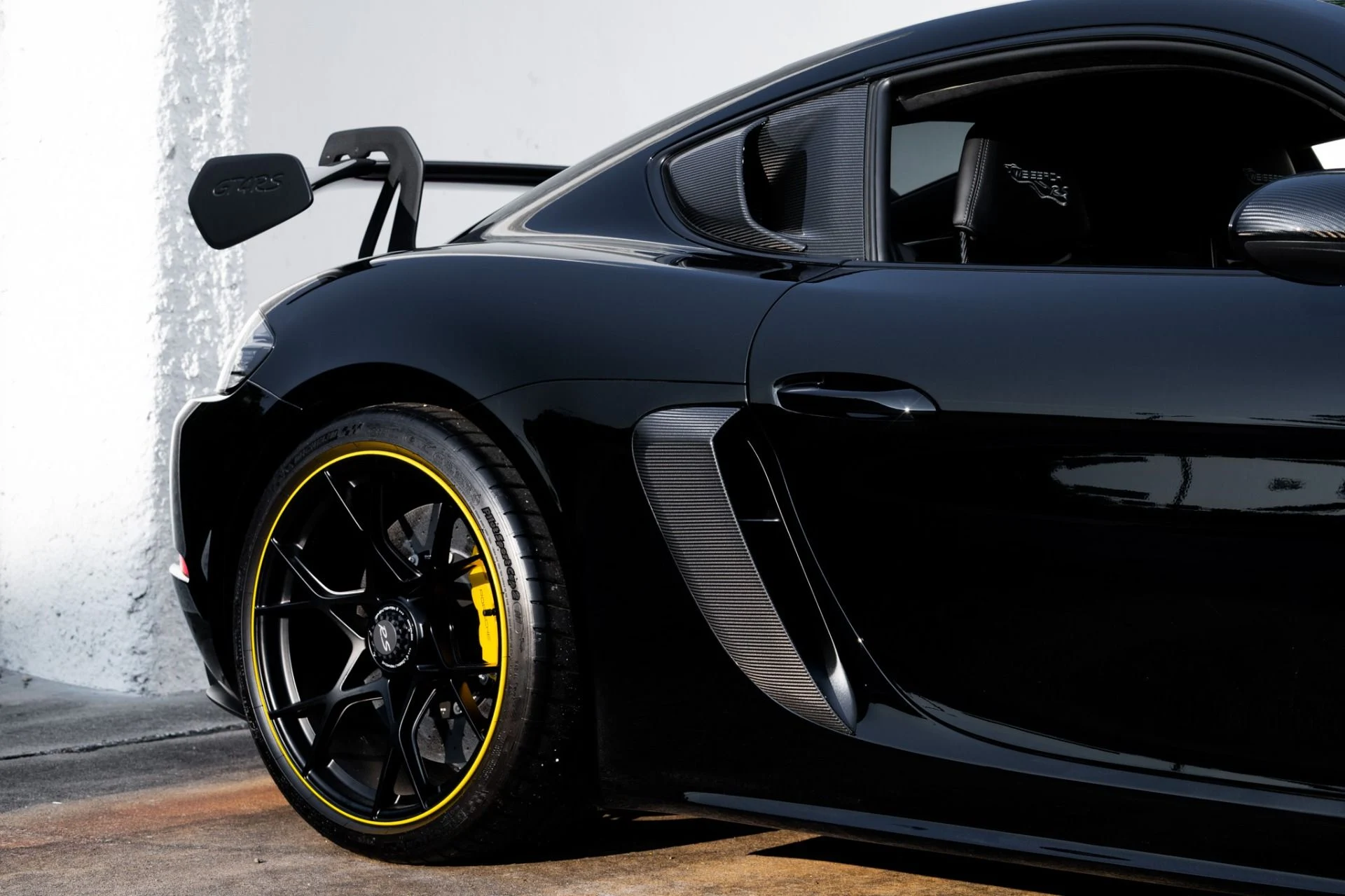 mph036_3720387646_Used_2024_Porsche_718_Cayman_GT_4_RS_Weissach_1755715163_9f1e93976f