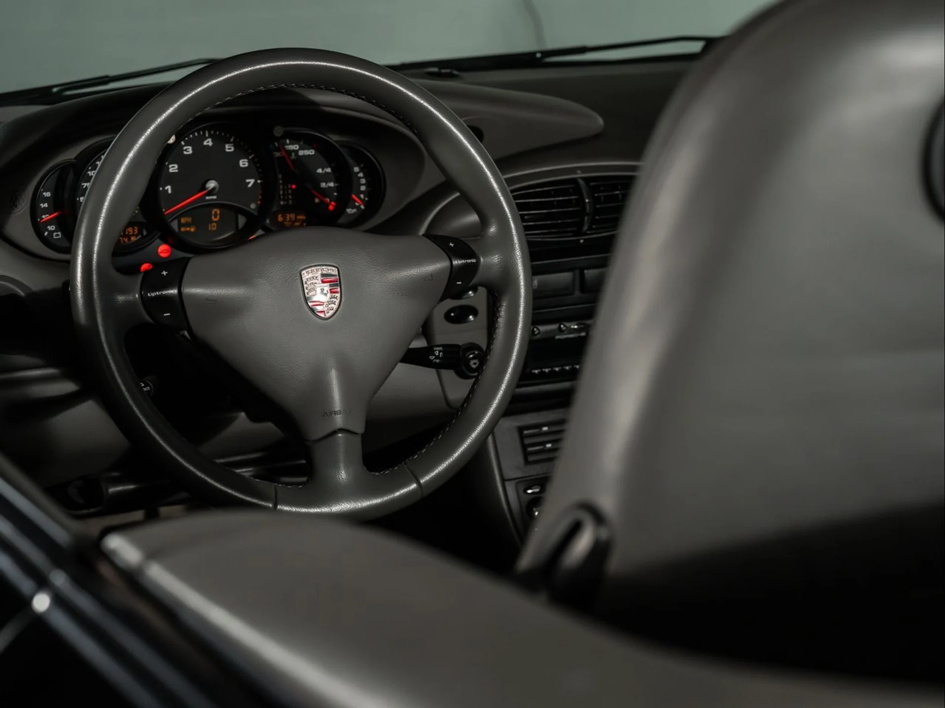 mph036_3726281953_0d28c8d418253a02bca31330bce425c0_0c70cecca8