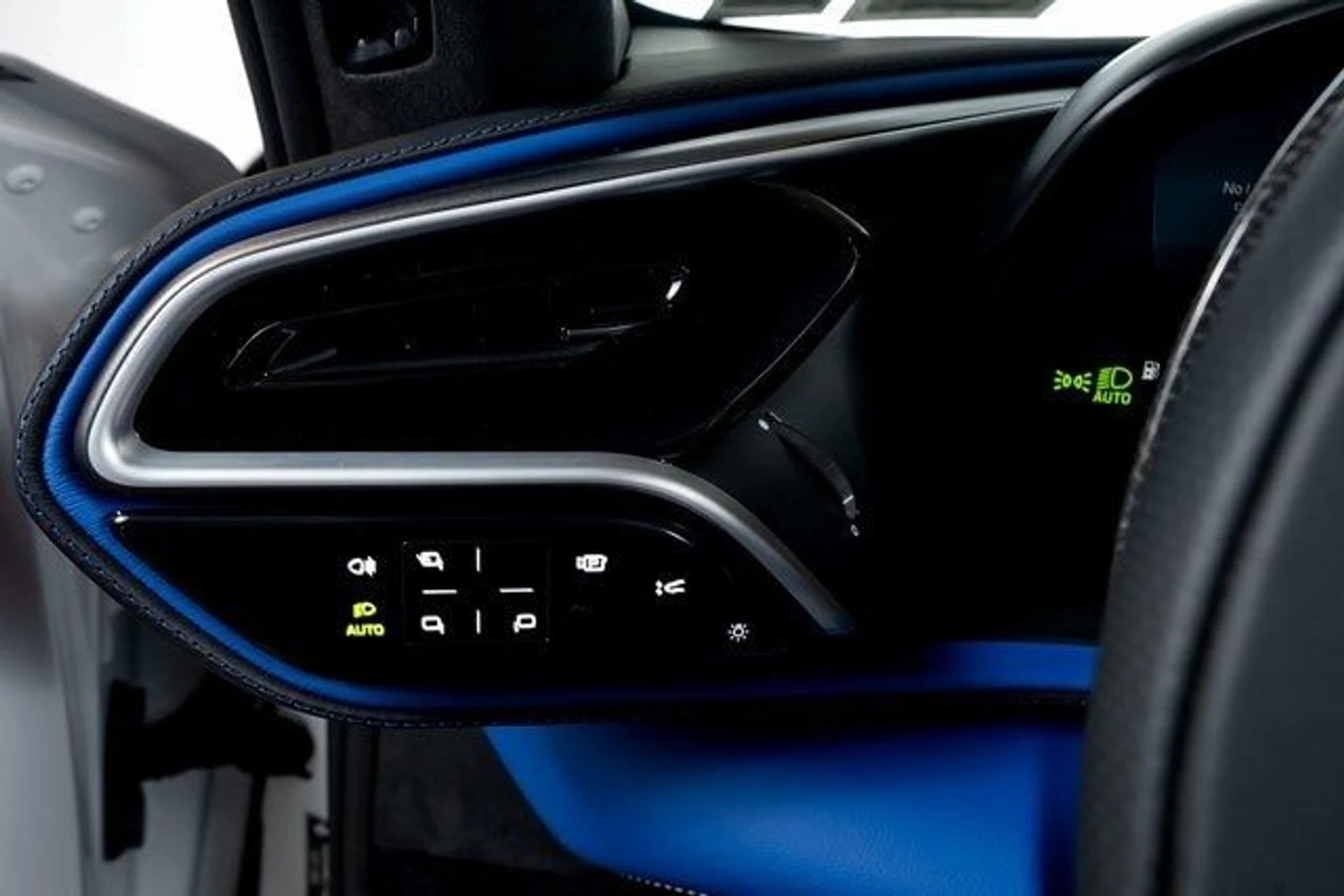 mph036_3738824614_8374e0c235d31ea444d83b1194ce5661x_ebb372fe59