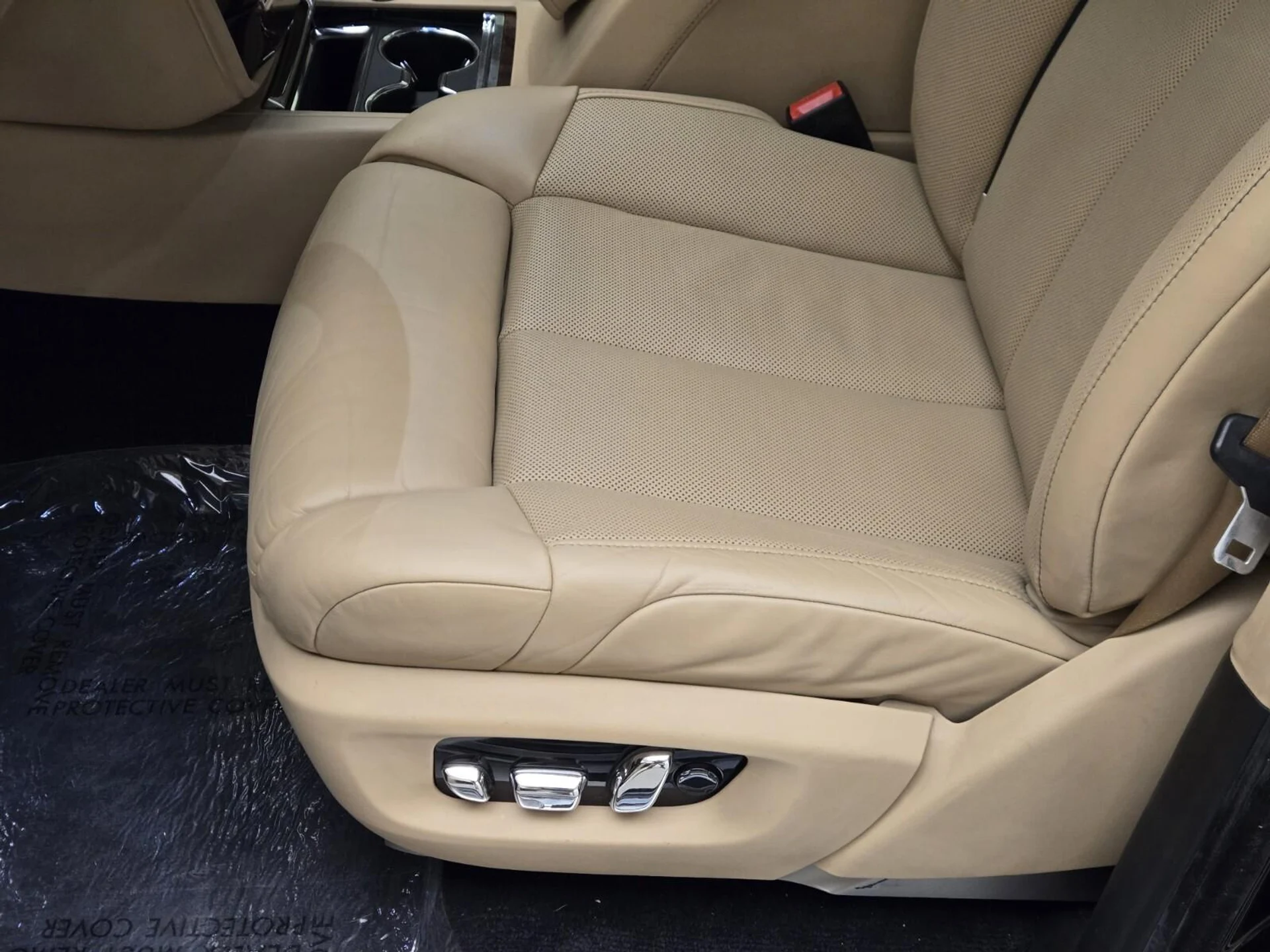mph036_3744118453_Used_2020_Rolls_Royce_Phantom_1759992267_45e6c83c3b