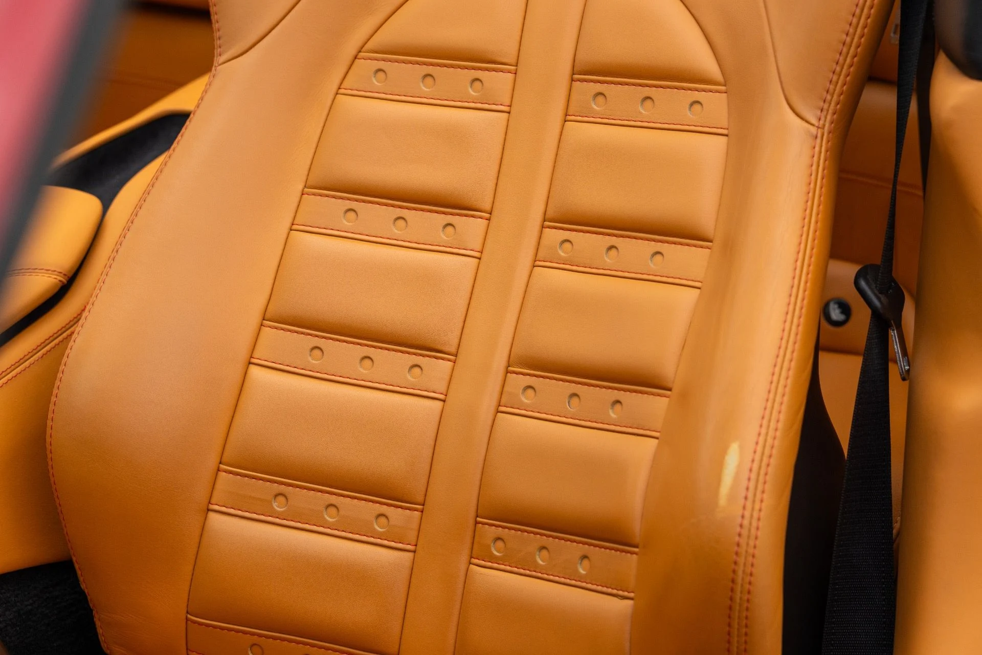 mph036_374621898_Used_2015_Ferrari_California_T_1773337239_372ee1cec3