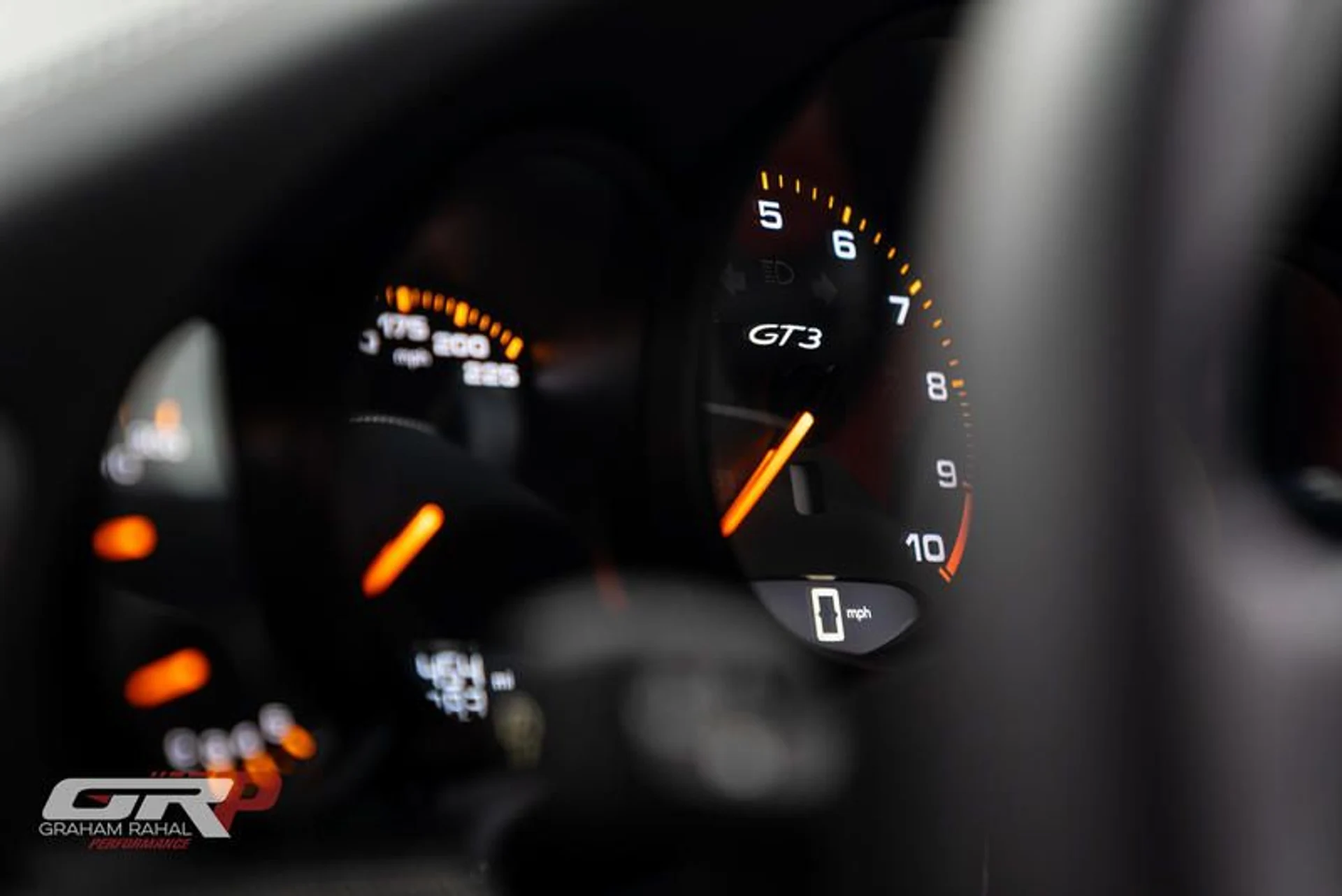 mph036_3749698926_B0076_DDE_E5_D1_4_C87_BC_01_3_BED_301_D44_EF_d253651968