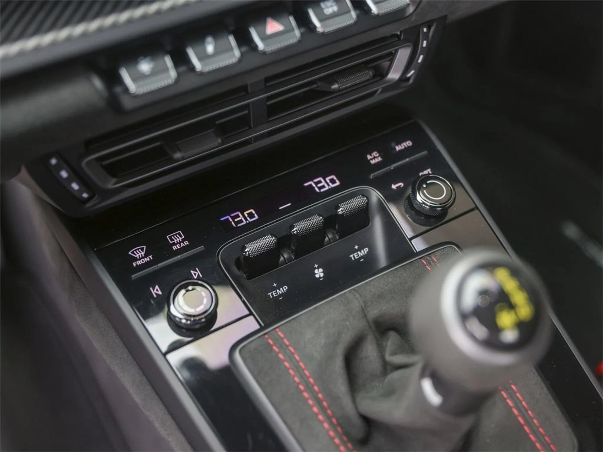 mph036_3767322716_l_DR_9t_E_Iz_H3n9_Vb_AT_To_YRKDE_Ta_W0_dacd337540