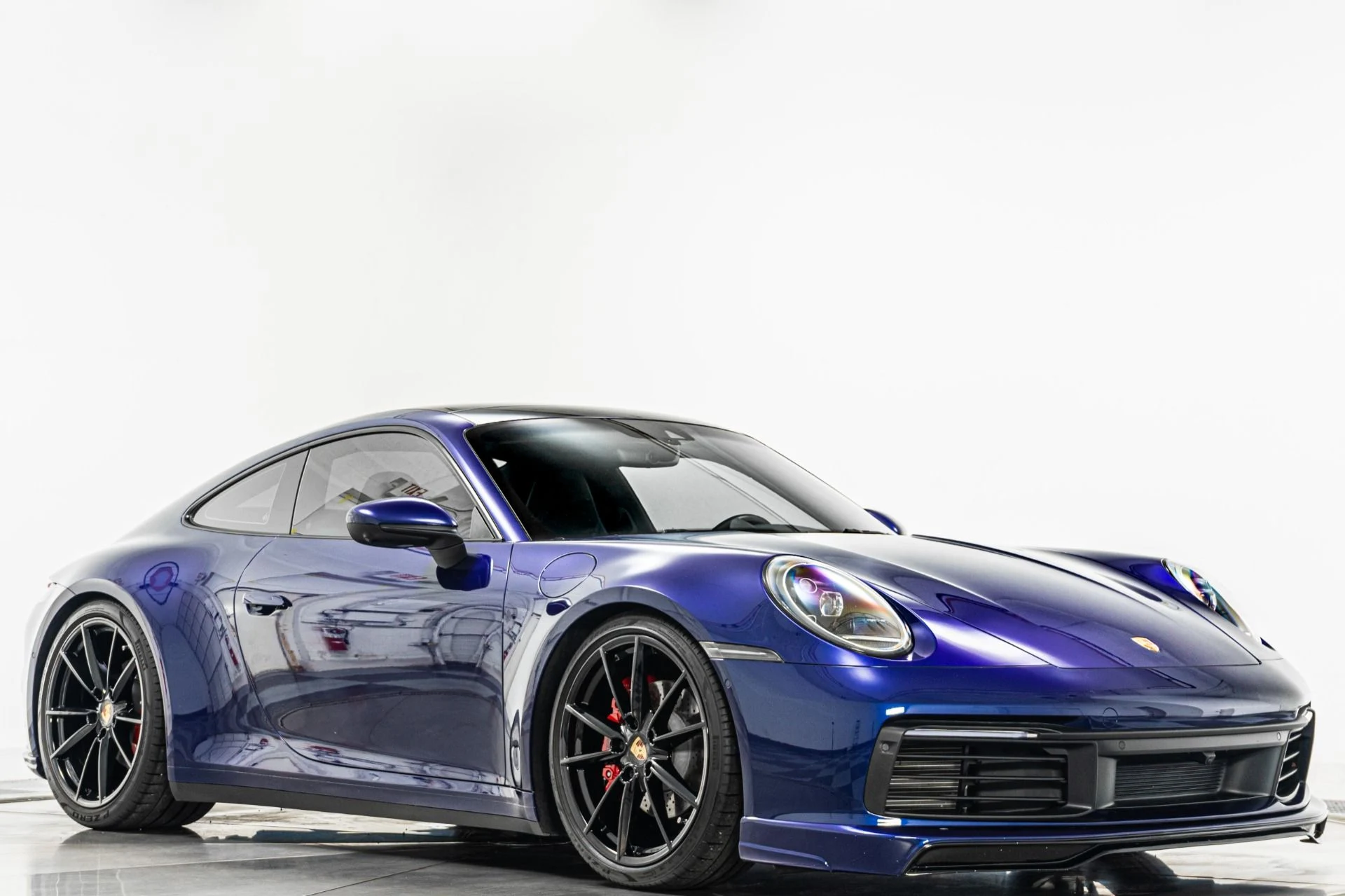 mph036_377066154_Used_2022_Porsche_911_Carrera_Premium_Package_Plus_Two_Tone_Interior_1780607080_b41a9f4c25