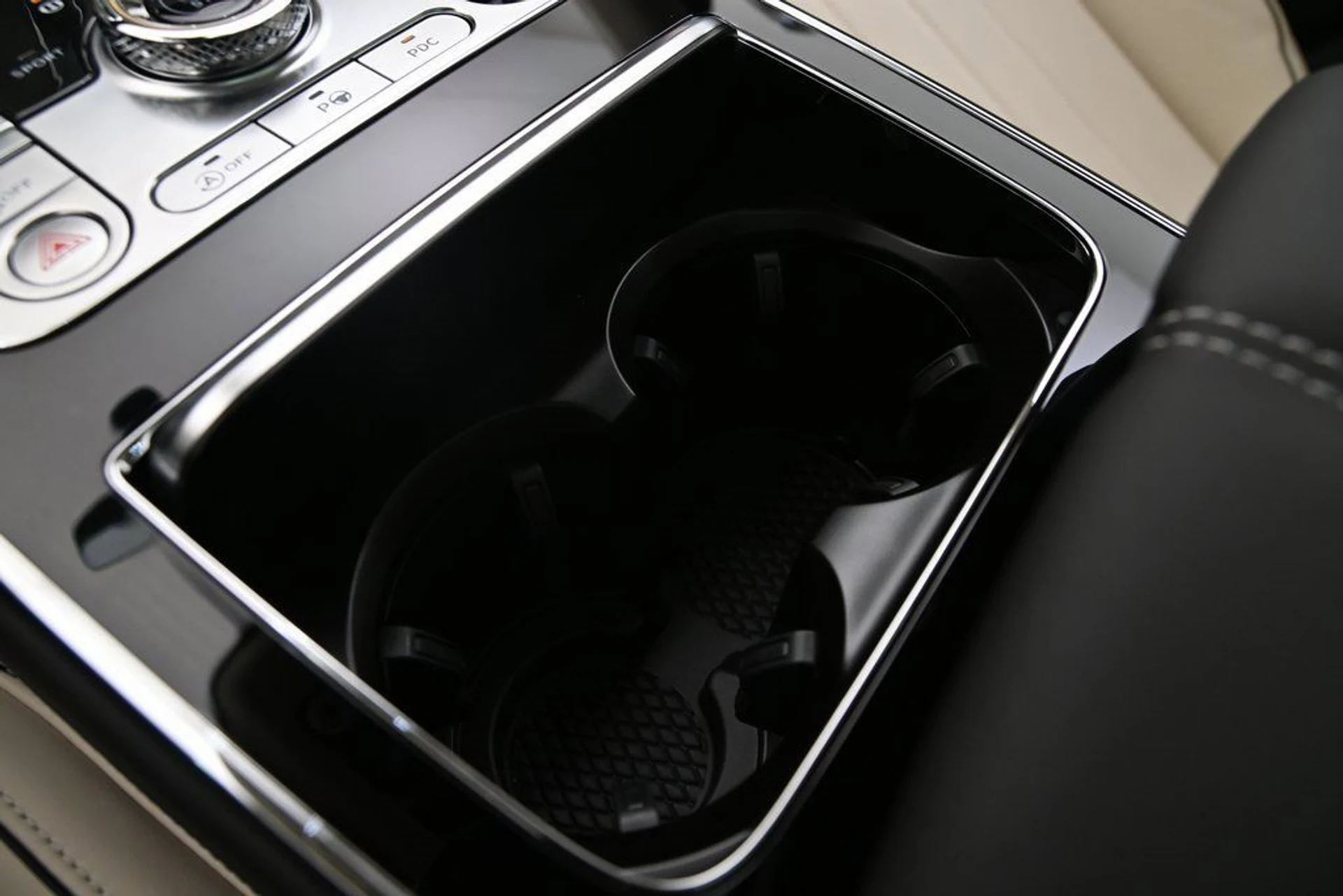 mph036_3787792714_31835cf47aee460487f654231d2acf45_89c01a6630