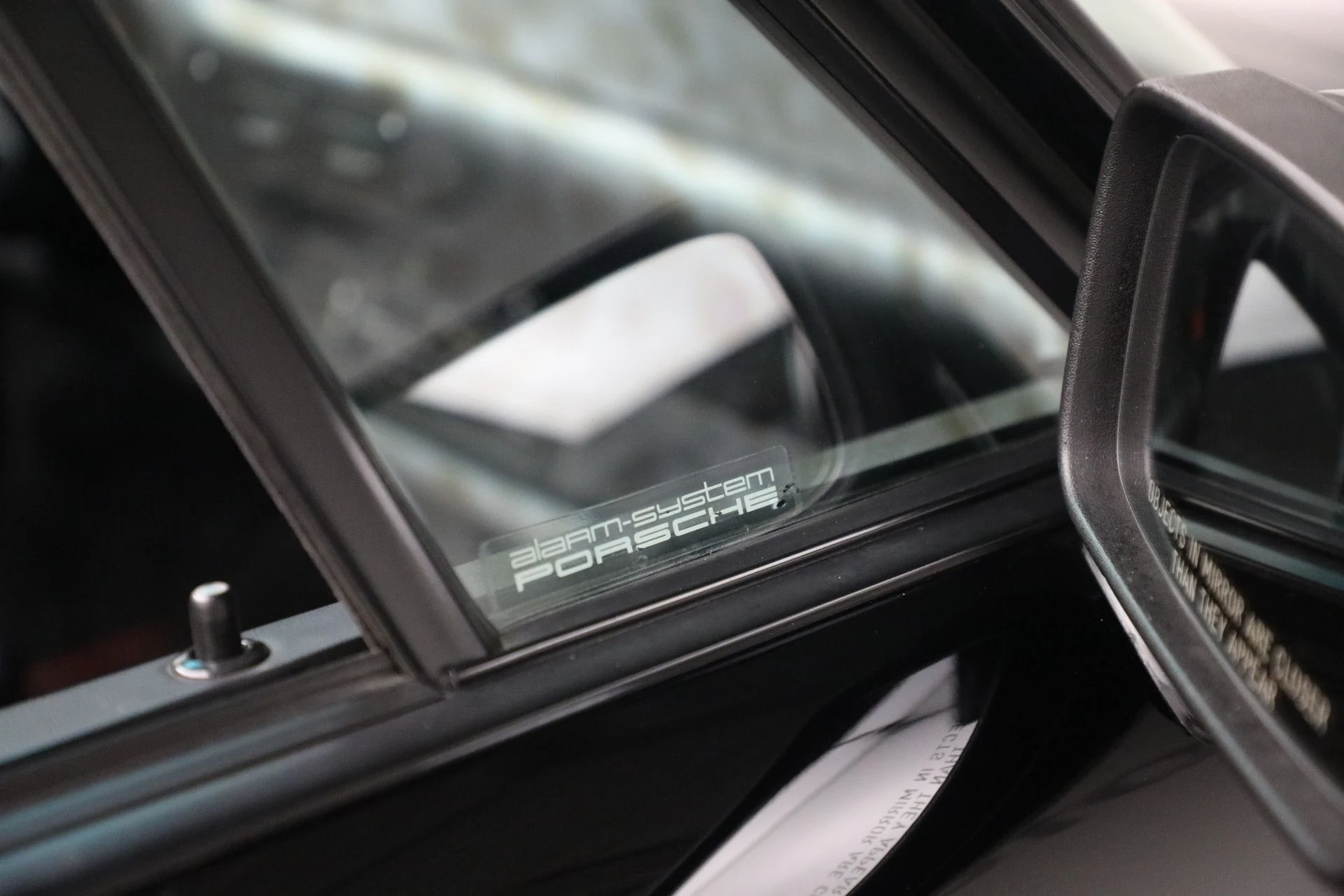 mph036_3793030482_Used_1989_Porsche_911_Carrera_Turbo_2426b5b0d5