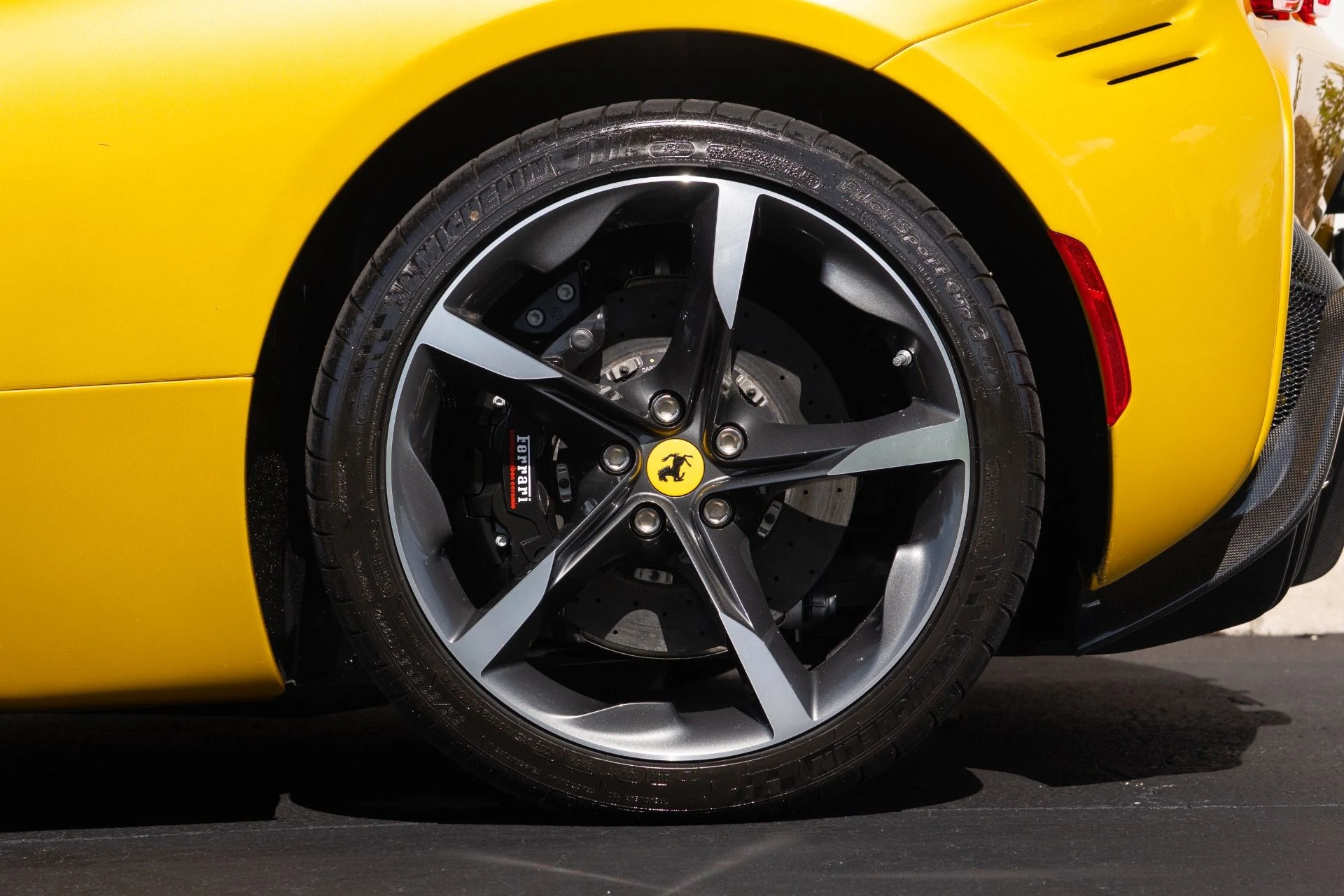 mph036_3797721107_Used_2023_Ferrari_SF_90_Stradale_1780886537_cec5f202af