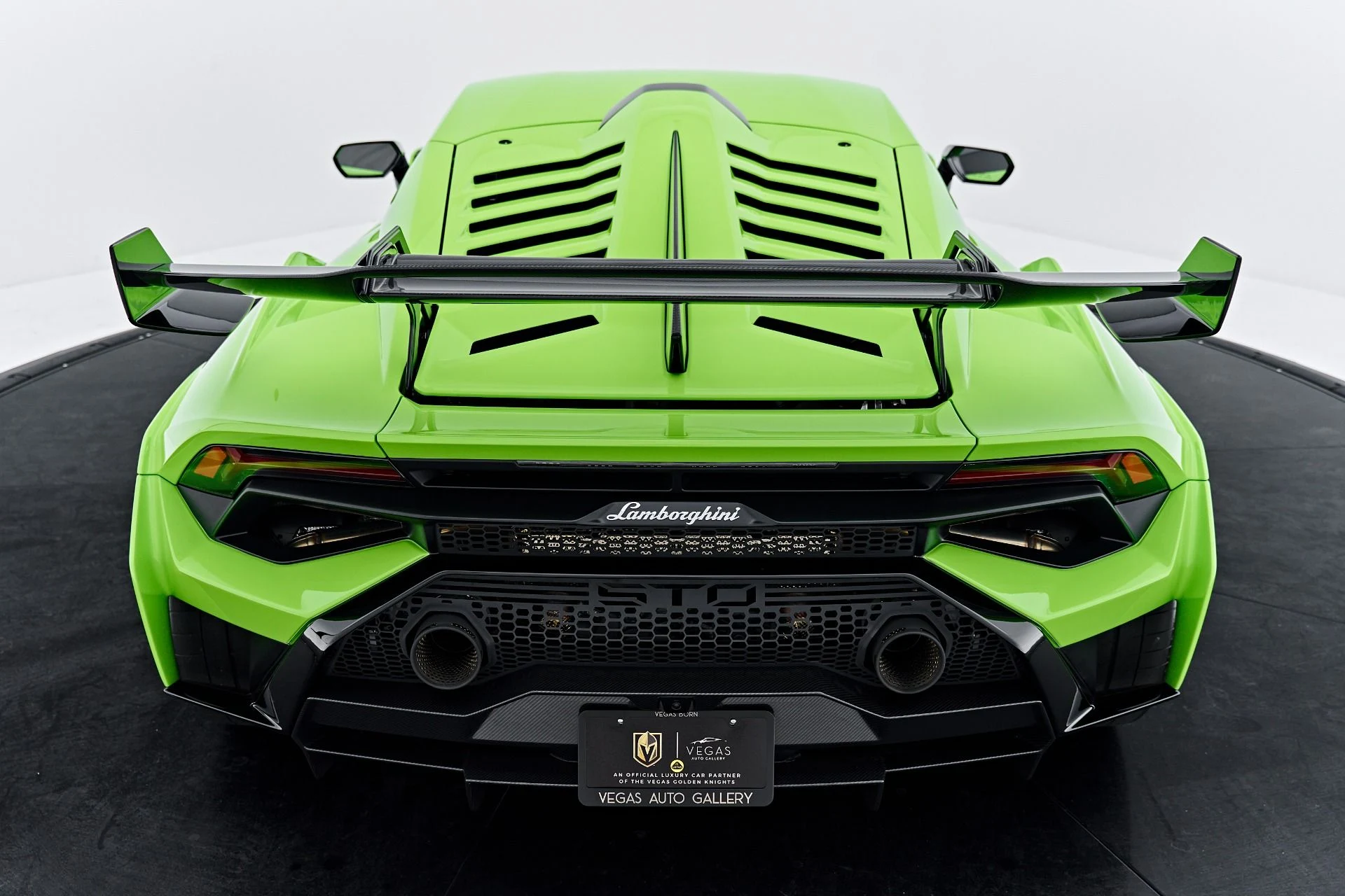 mph036_3808228239_Used_2024_Lamborghini_Huracan_STO_Base_1791998236_03f961a895