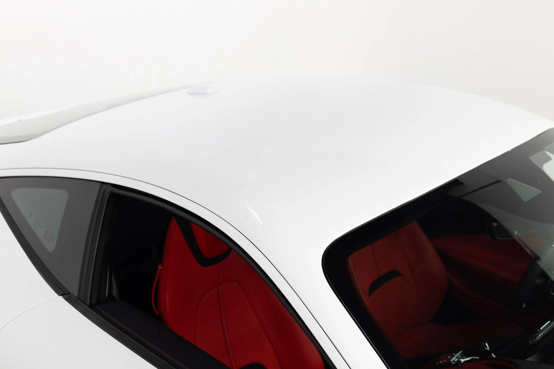 mph036_3833860012_Used_2024_Ferrari_Roma_1777368623_ec93bac504