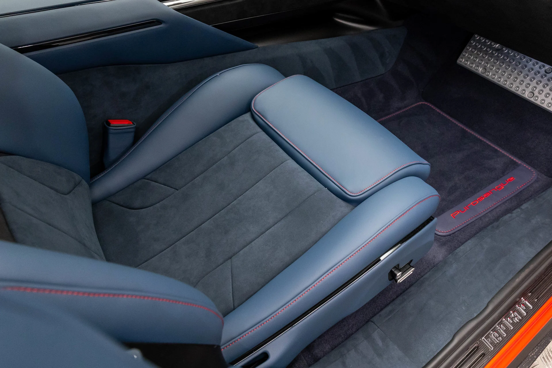 mph036_3842227860_8d1cd58475cc4f60afbe0236e15f4d7c_90349a5105