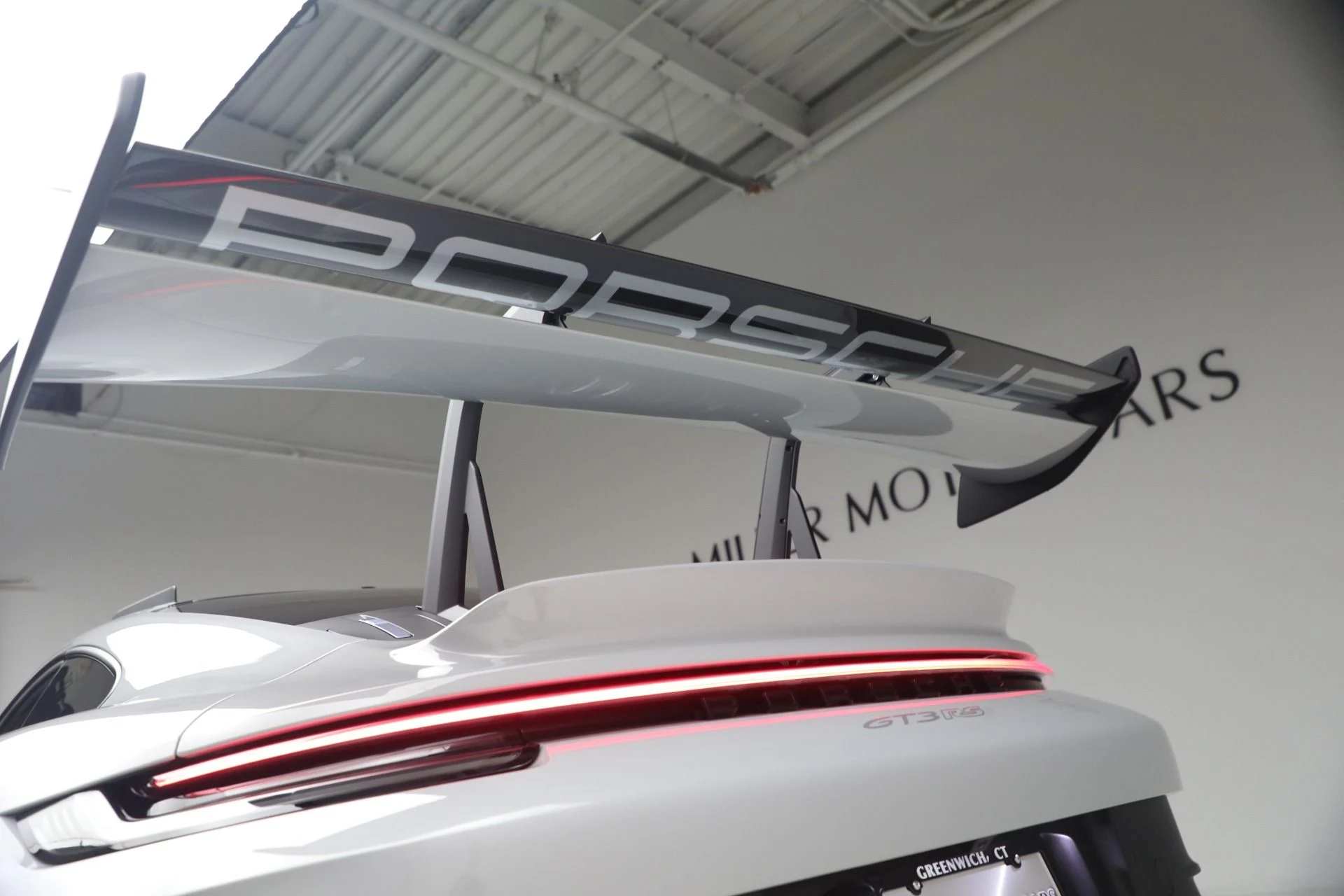 mph036_3849287497_Used_2024_Porsche_911_GT_3_RS_1782768712_d15f3d2910