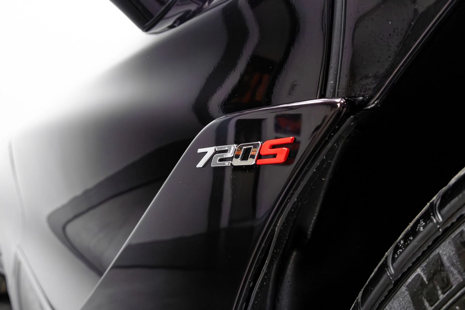 mph036_38518155_Used_2018_Mc_Laren_720_S_1772589485_0792018bd1