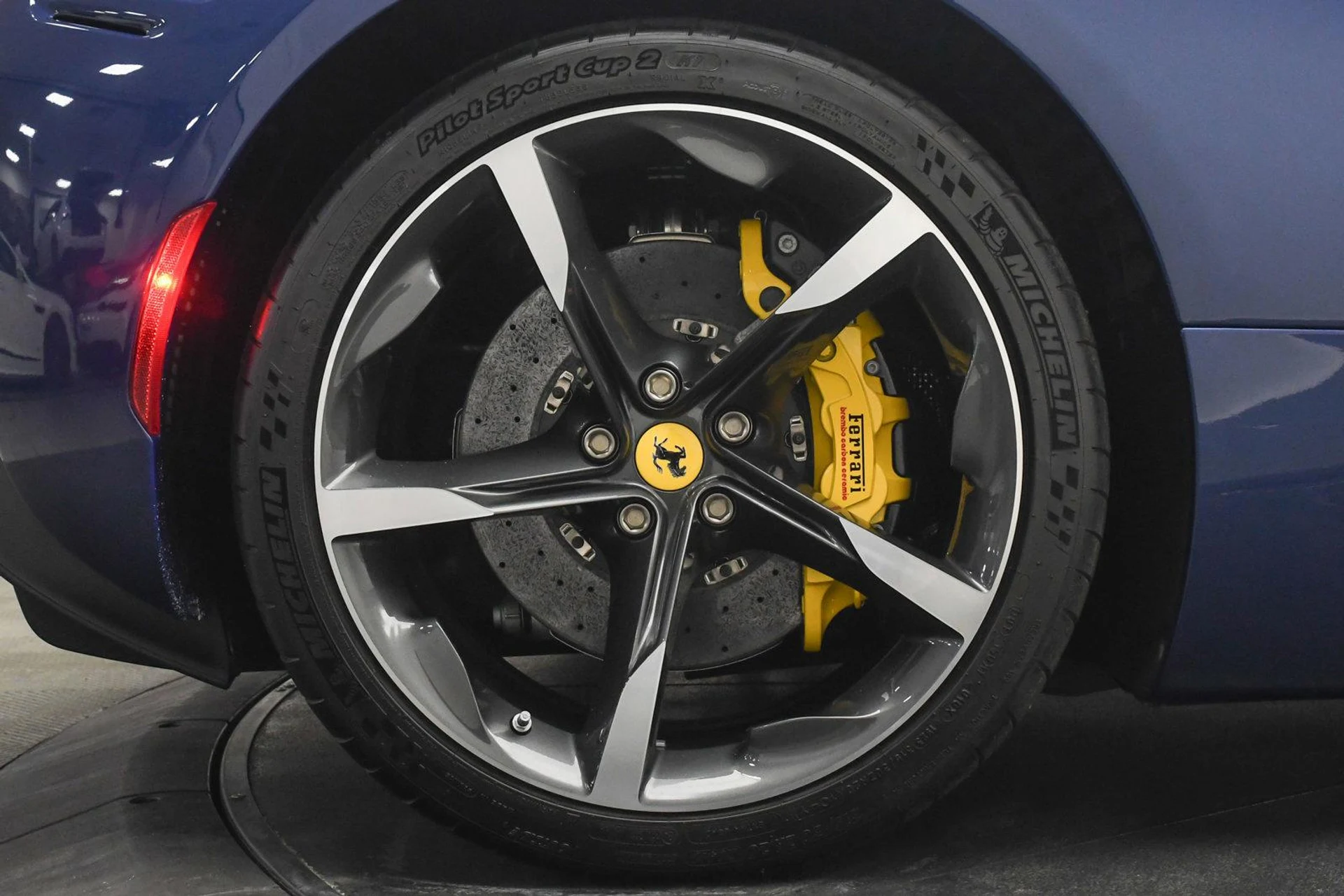 mph036_3866132141_Used_2023_Ferrari_SF_90_Spider_1740041903_2c13a147a4