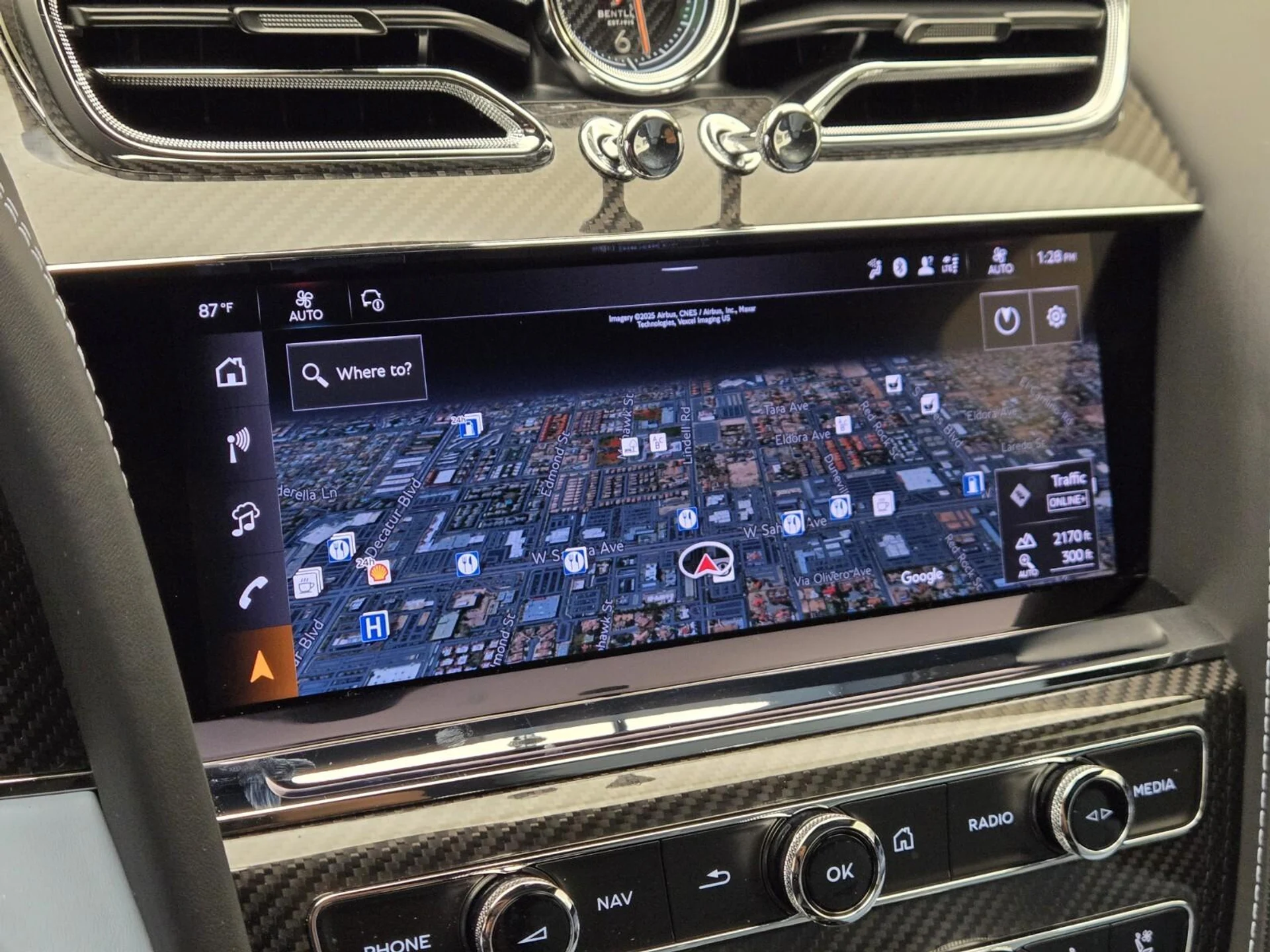 mph036_3879387724_Used_2025_Bentley_Bentayga_V8_1755588441_27deb29fa6