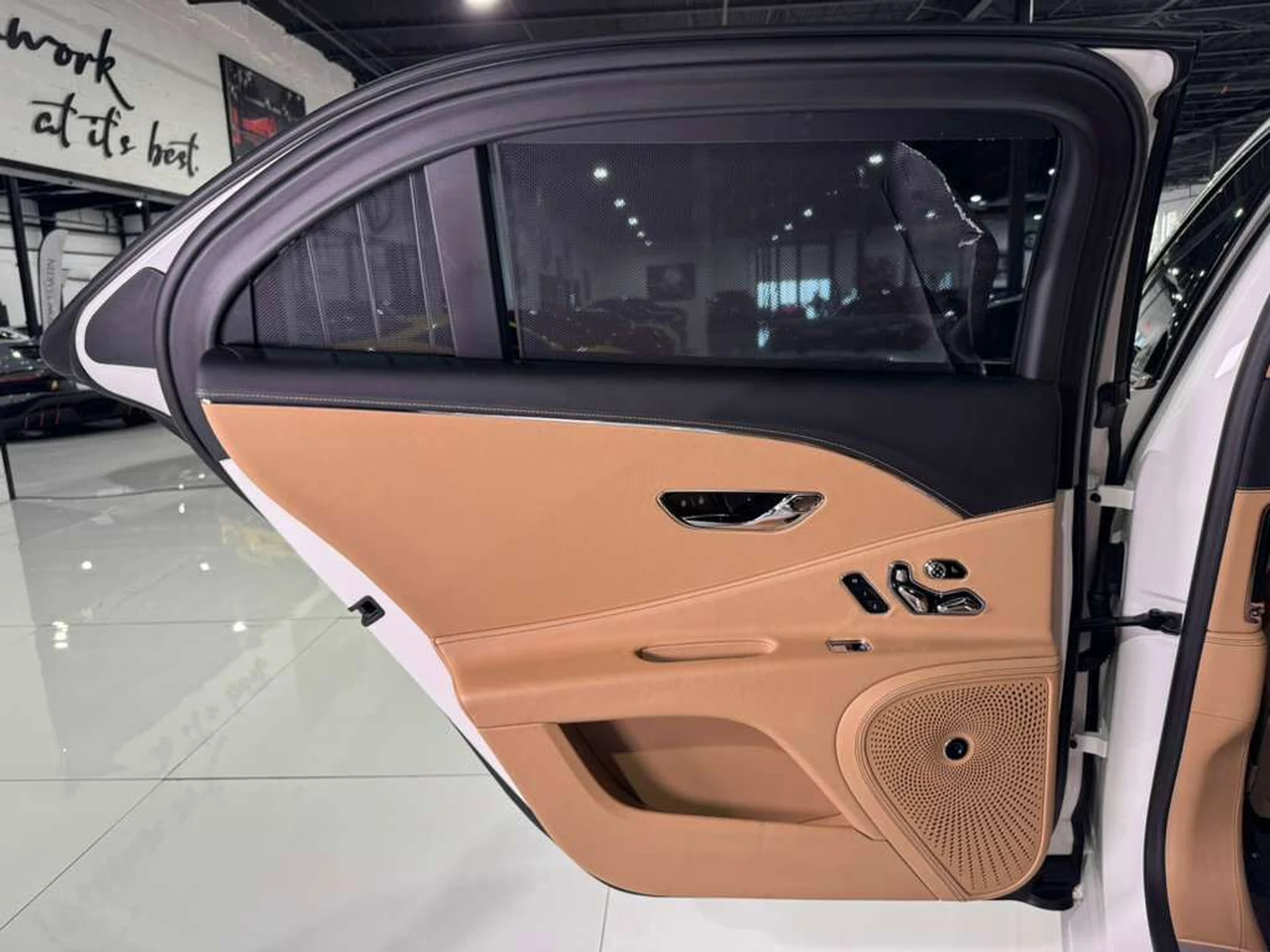 mph036_3880223512_6e082ca3ff5efa9186c49d701f5865f7_afd3dc7e72