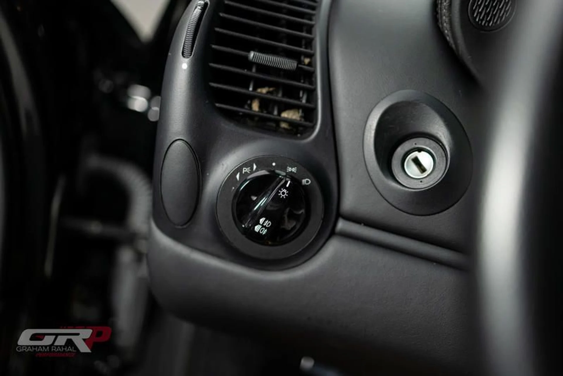 mph036_3881896886_6_A1_A9_DFE_26_E6_454_C_957_A_F519_B7_FEB_82_D_41e9d4fd3b