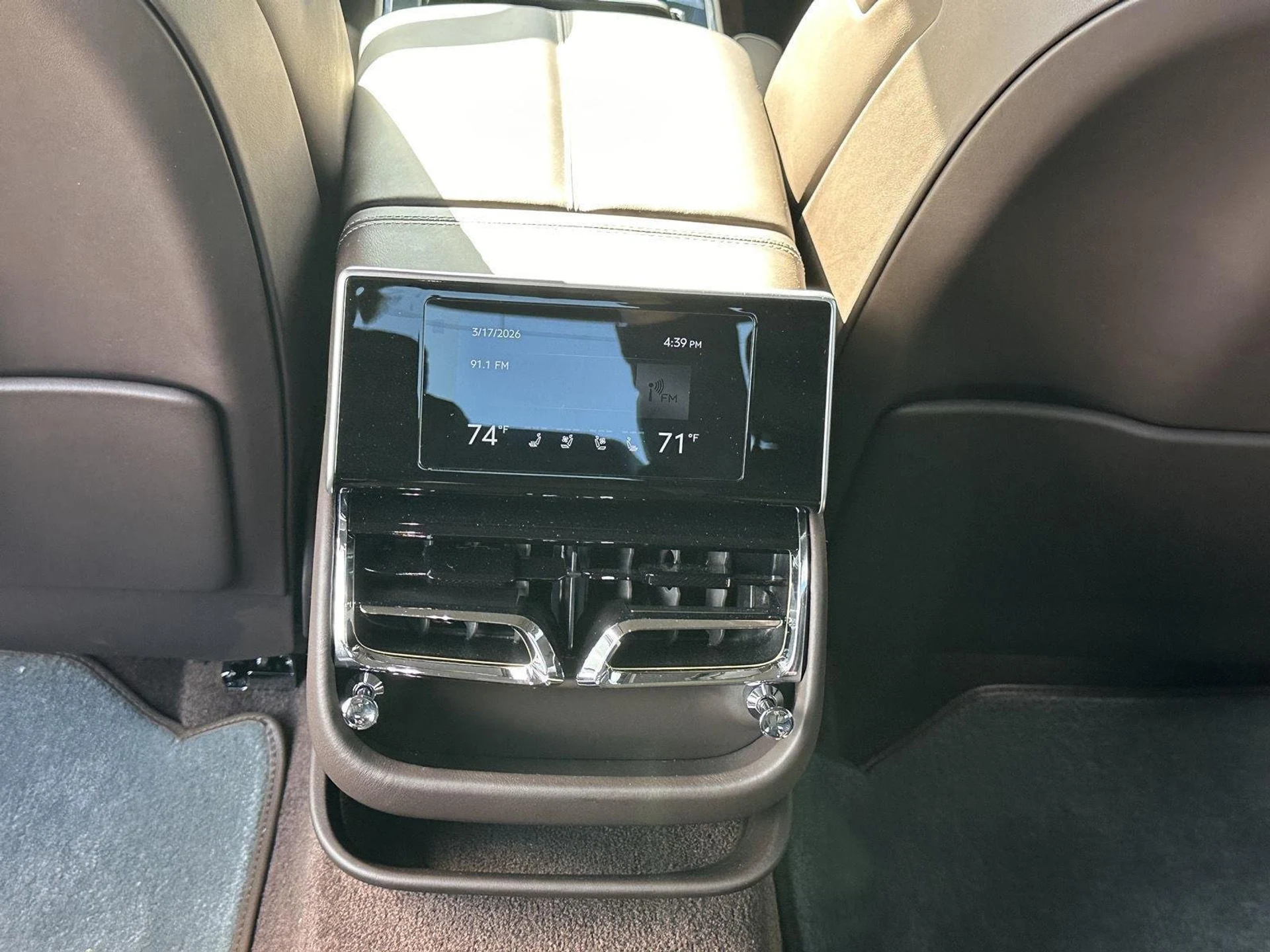 mph036_3888063243_37ab01deb09268719bace008e0572bf3_a459f04711