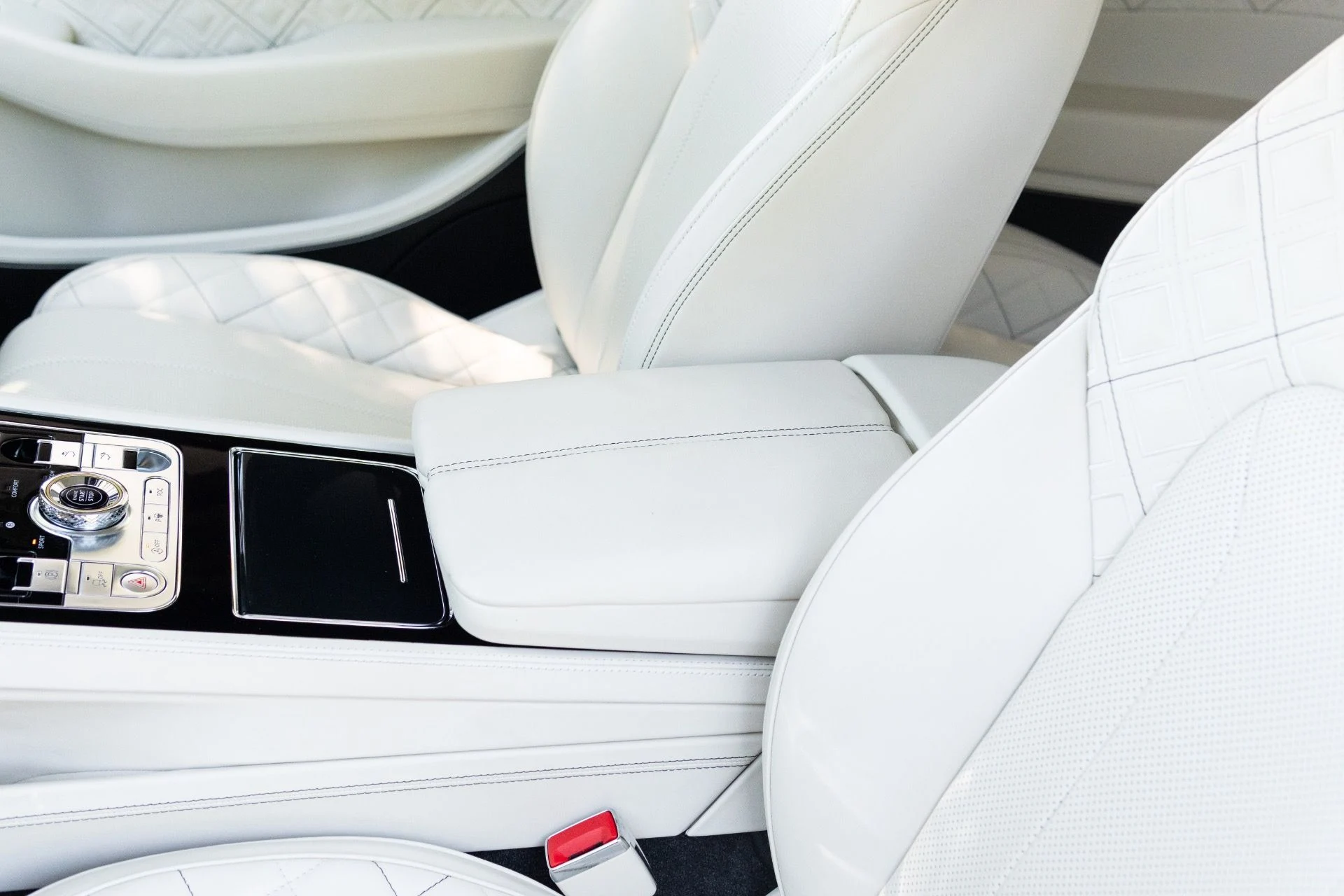 mph036_3911548610_Used_2020_Bentley_Continental_GT_V8_1777404396_0115170299