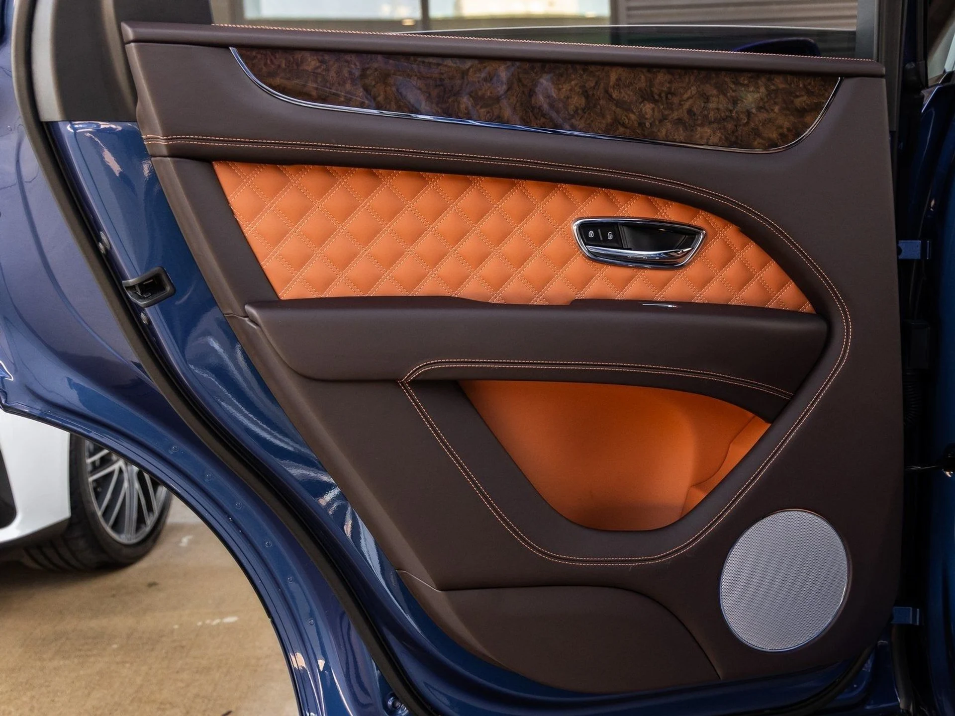 mph036_3918089255_37_f868d2f460