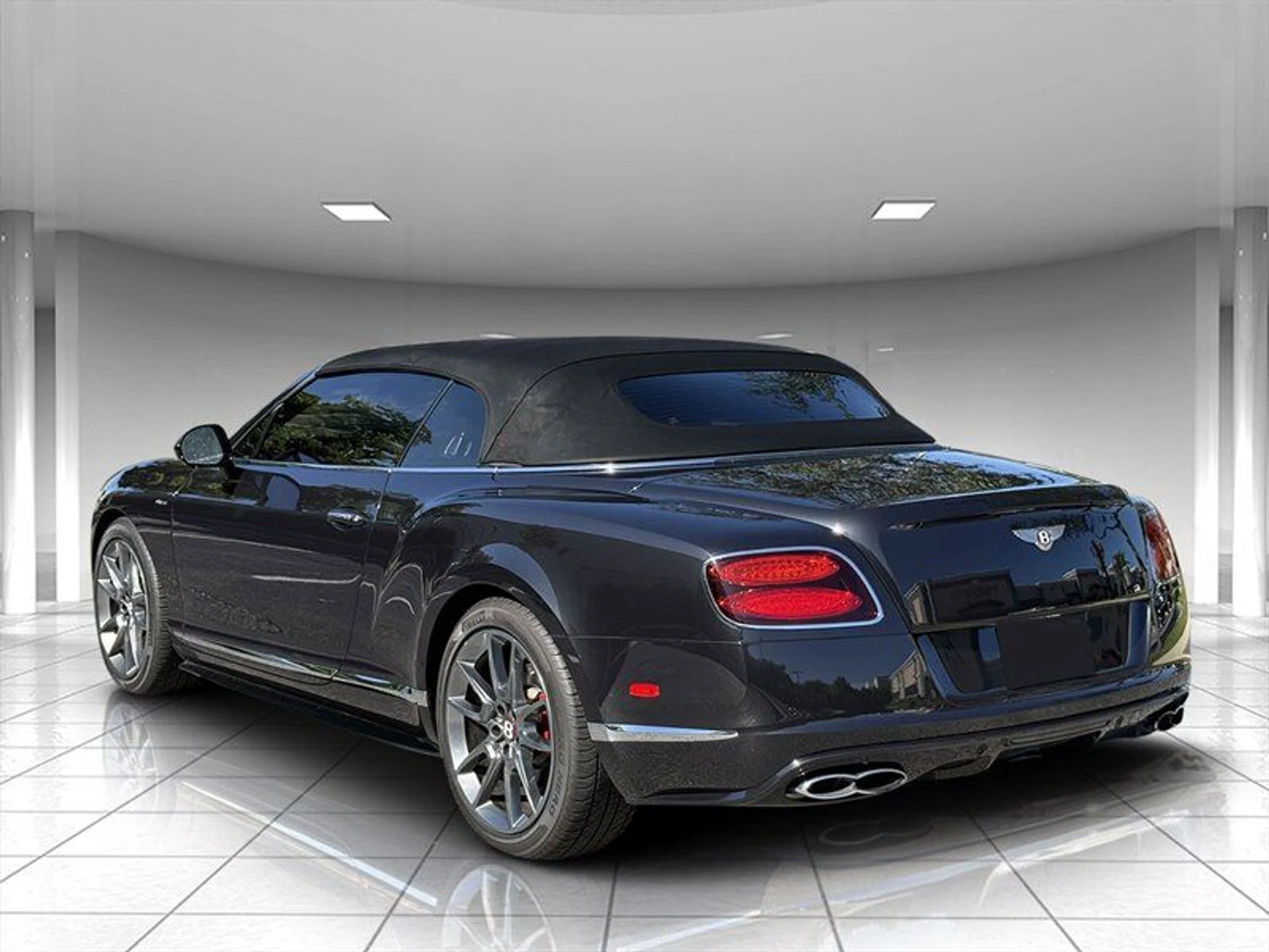 mph036_392731365_139055617b_800_2e6835fd5d