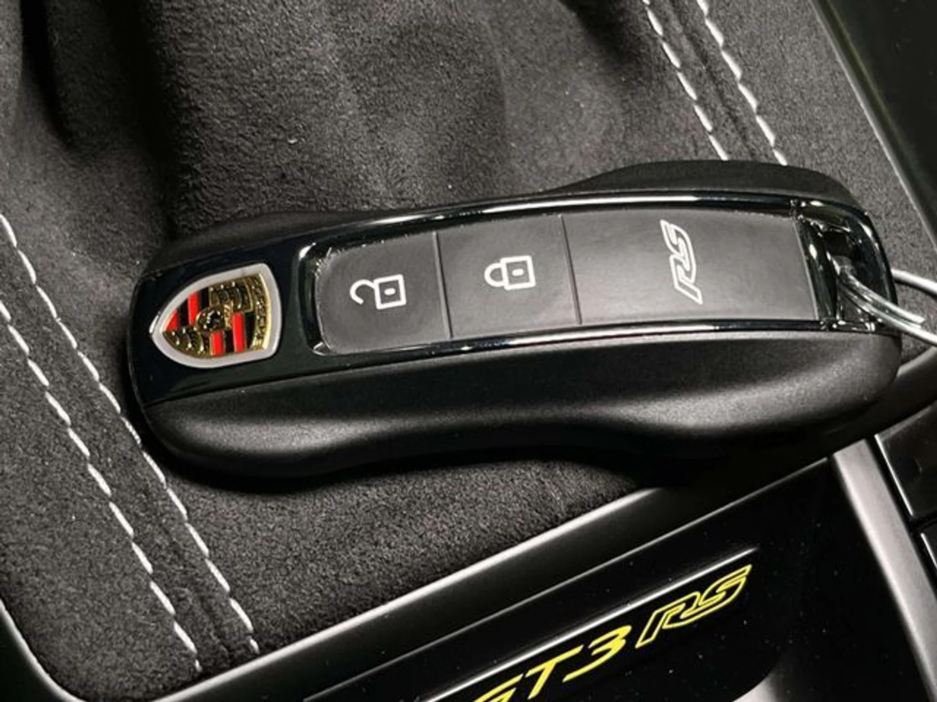 mph036_39300408_033e0a5e64a0100eb7c31f35ef3ac6dcx_9820aee433