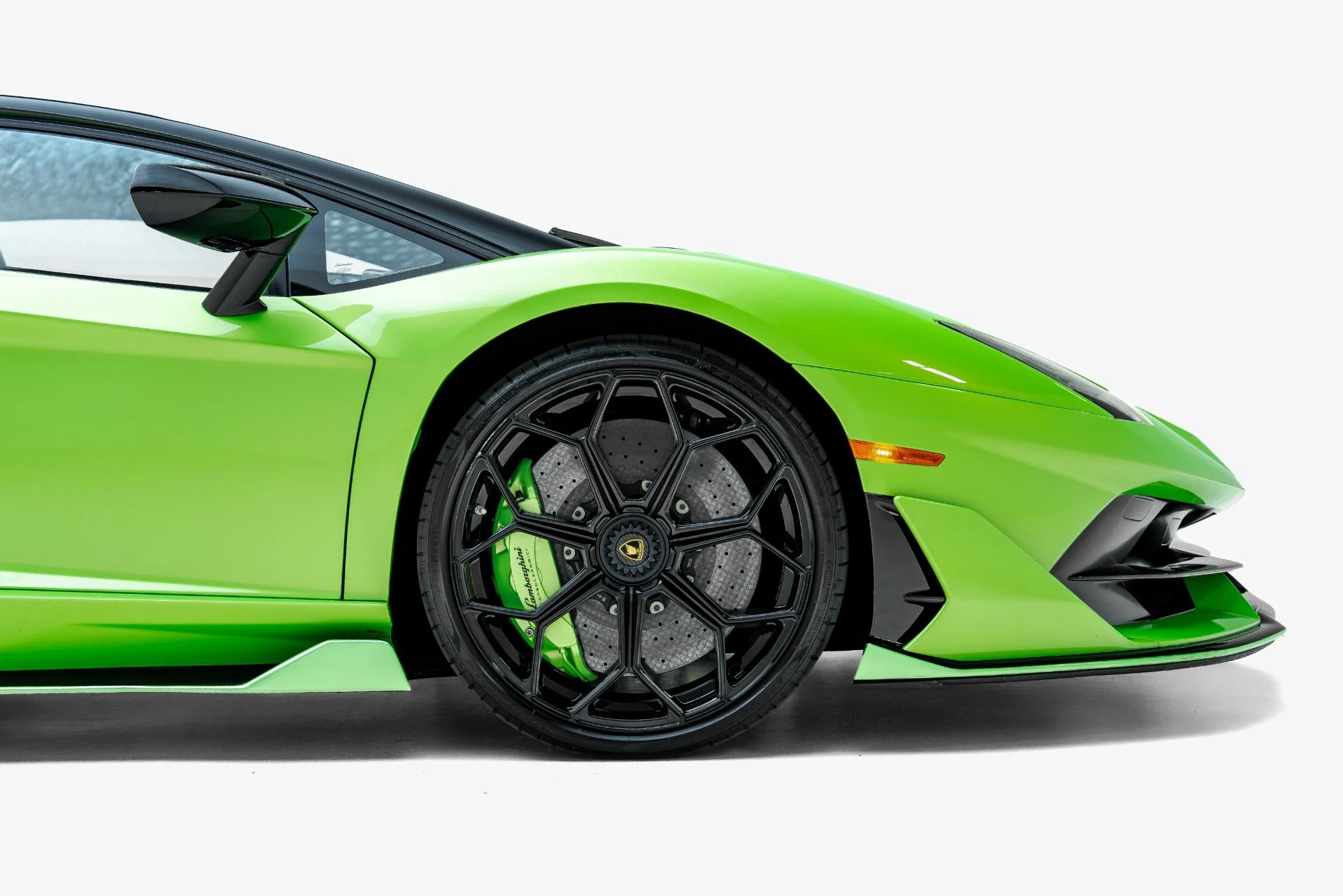 mph036_393346199_Used_2019_Lamborghini_Aventador_LP_770_4_SVJ_1789598526_c0f8f21799