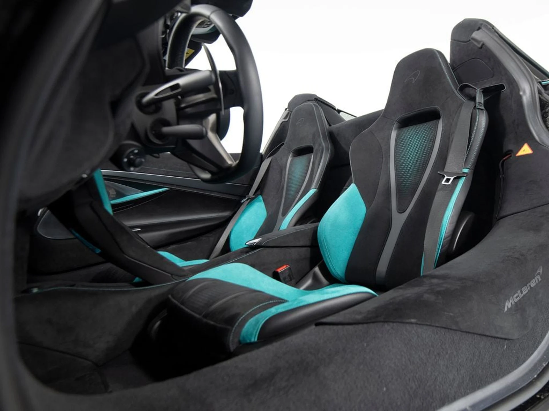 mph036_393725097_c279b6b31088c40e4fdab6f47f2dafc5x_c85a32bb0c