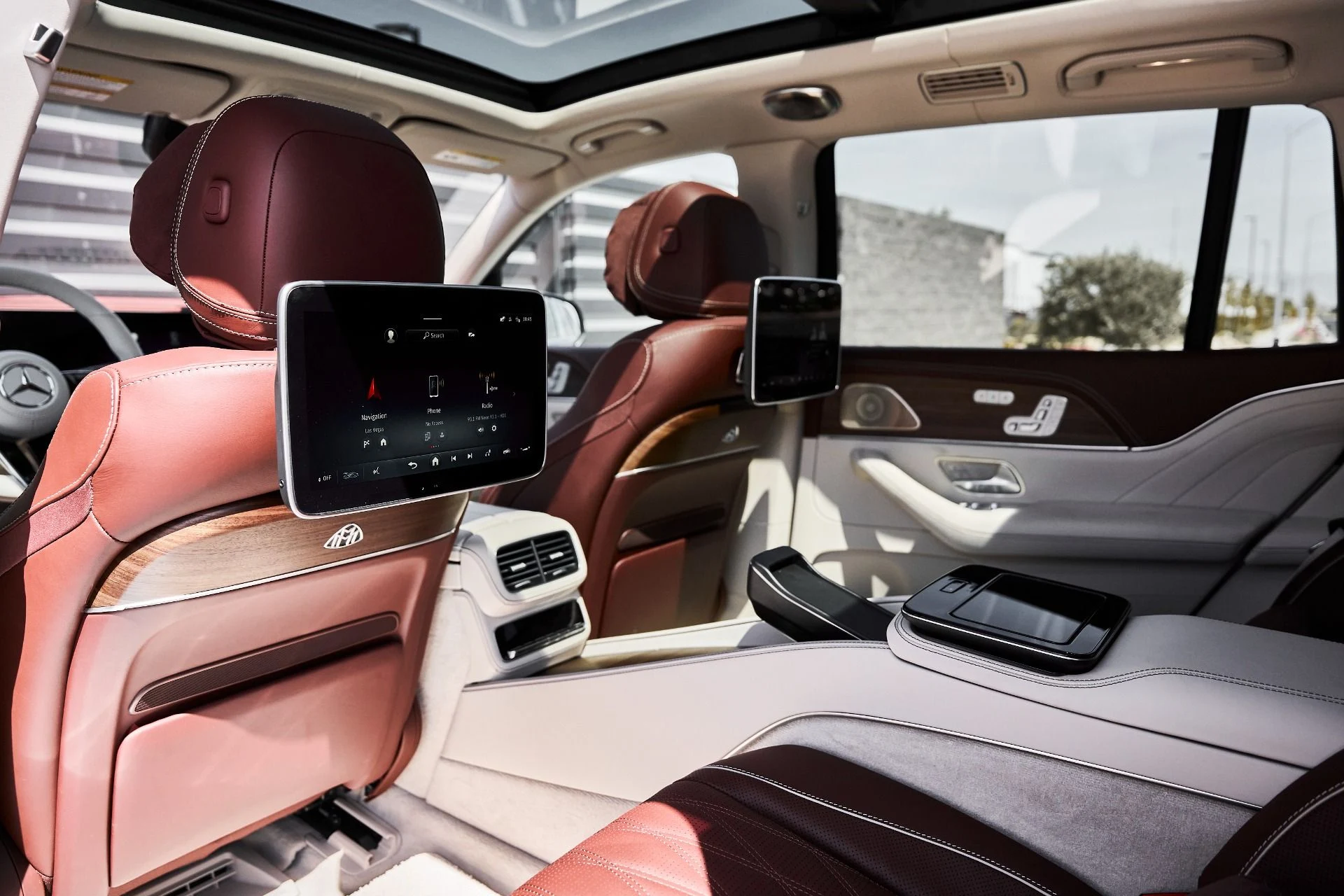 mph036_3939287356_Used_2026_Mercedes_Benz_GLS_Maybach_GLS_600_1776732786_51795fd911