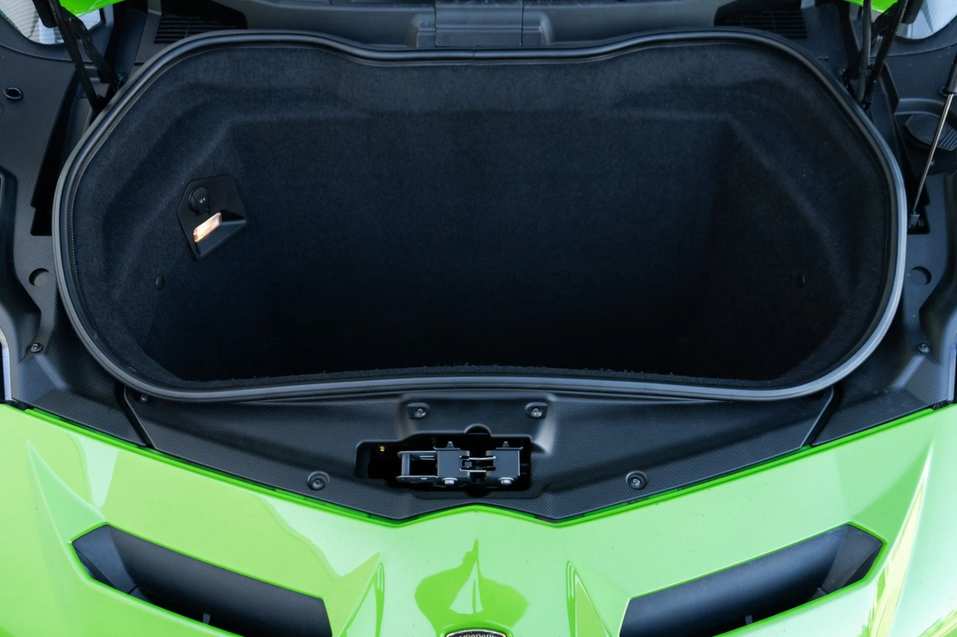 mph036_394065206_Used_2019_Lamborghini_Aventador_LP_770_4_SVJ_1771431359_353920b81b