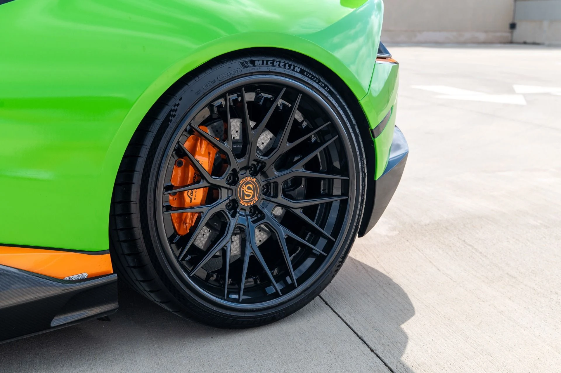 mph036_3945880241_Used_2021_Lamborghini_Huracan_EVO_1753824342_a2d7f5222f